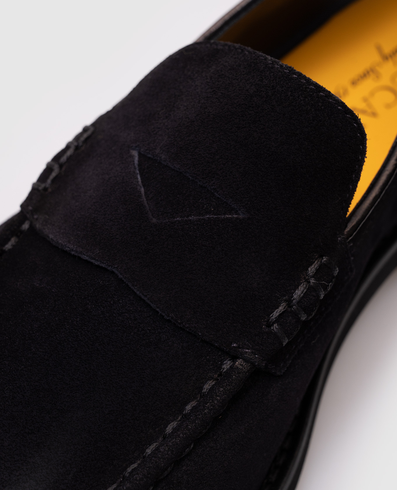 

Blue suede loafers Doucal's