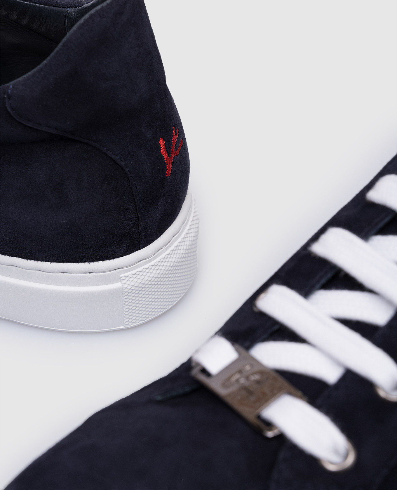 

Blue suede trainers with logo ISAIA
