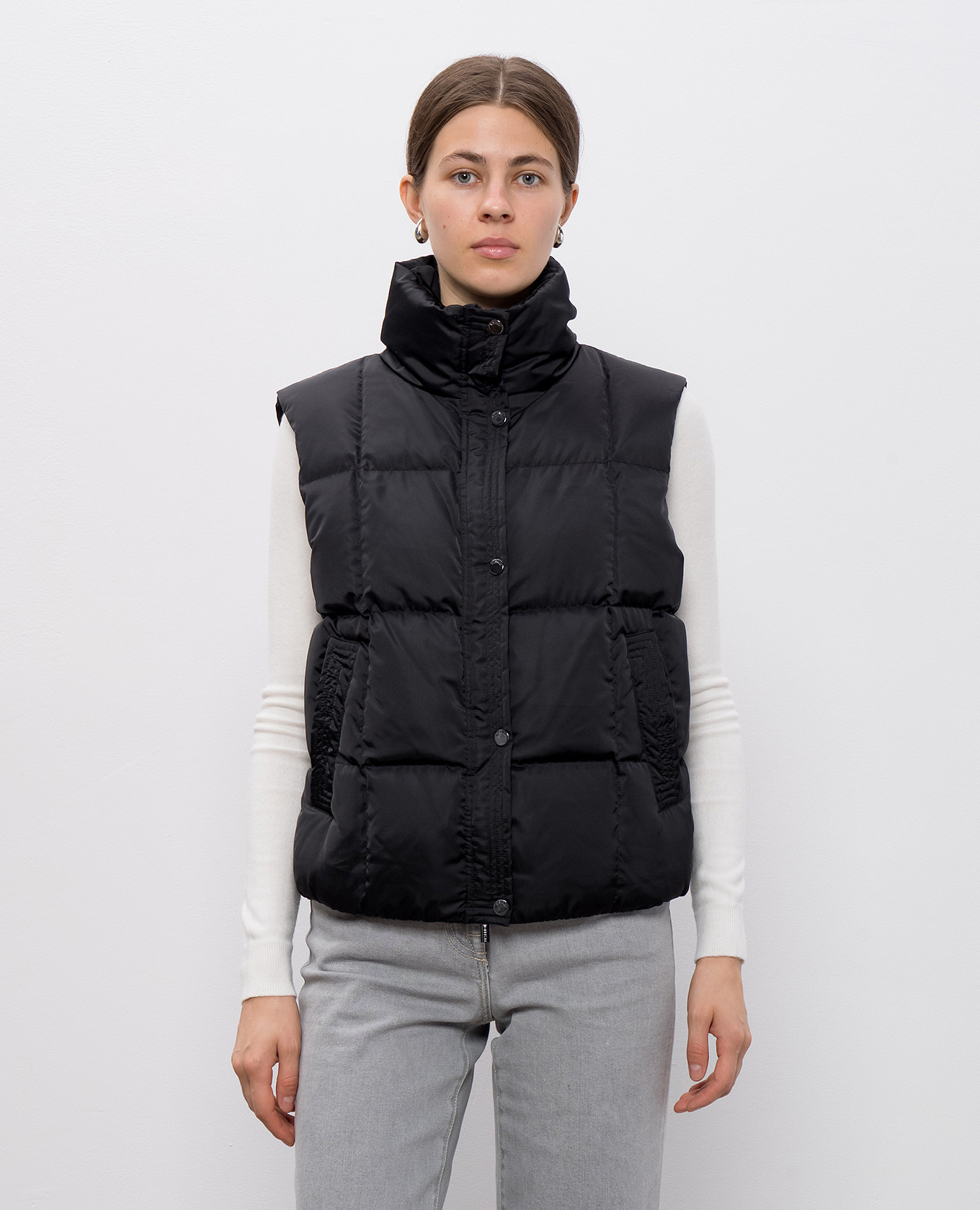 

Black down vest Peserico