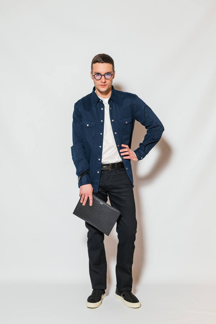

Black jeans with leather logo patch Tom Ford