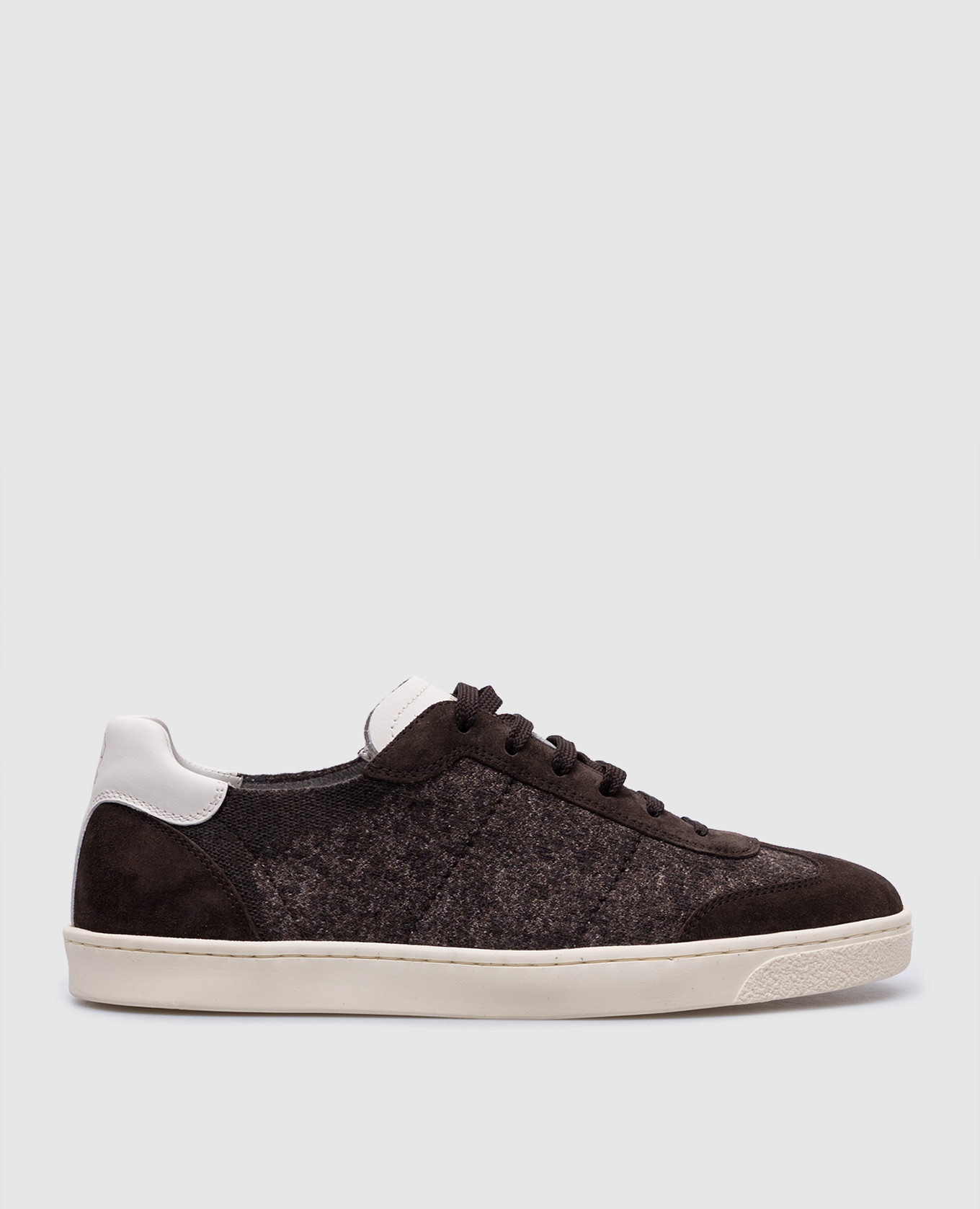 

Brown sneakers with logo emblem Brunello Cucinelli