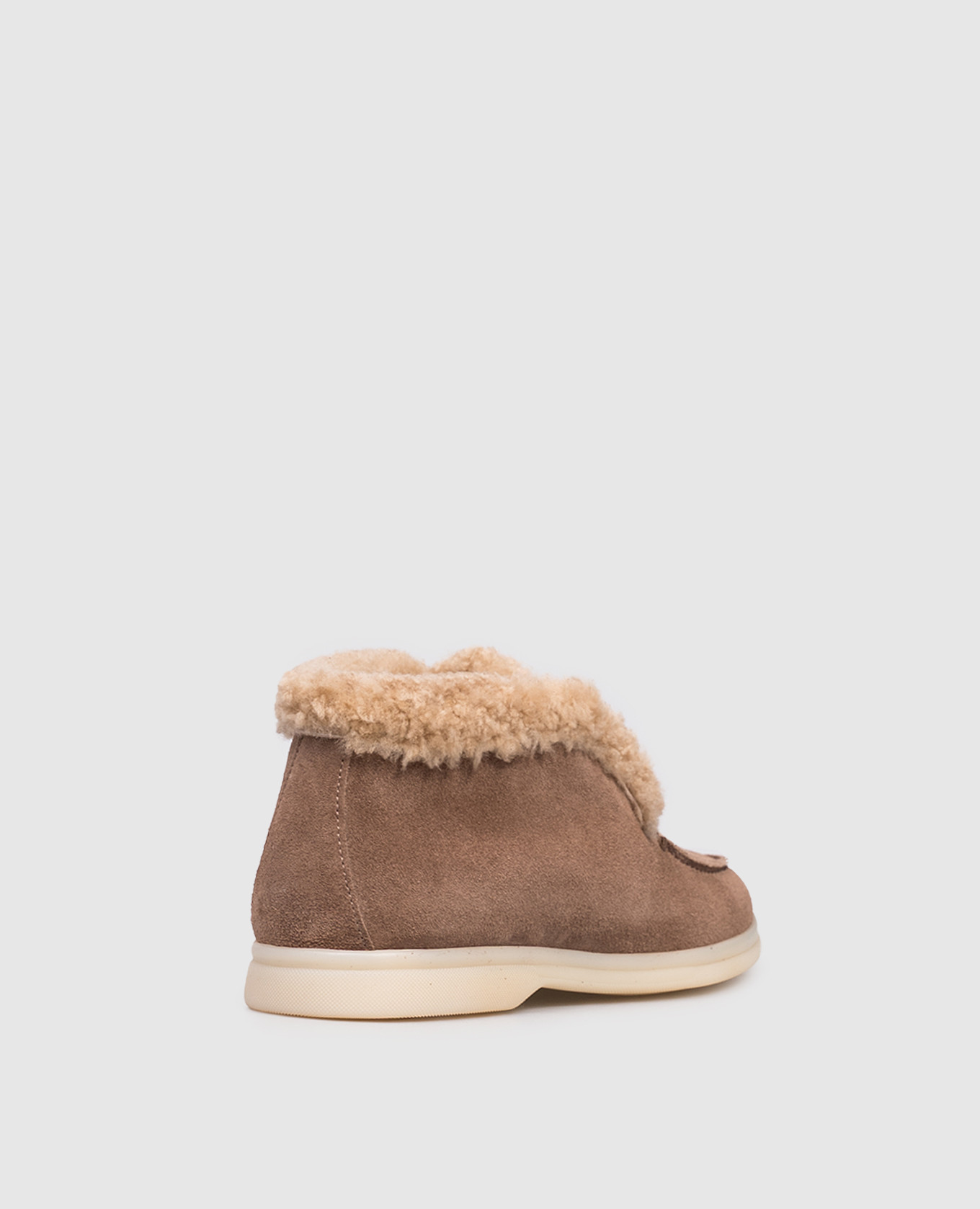 

Suede deserts on fur with trim Babe Pay Pls, Red