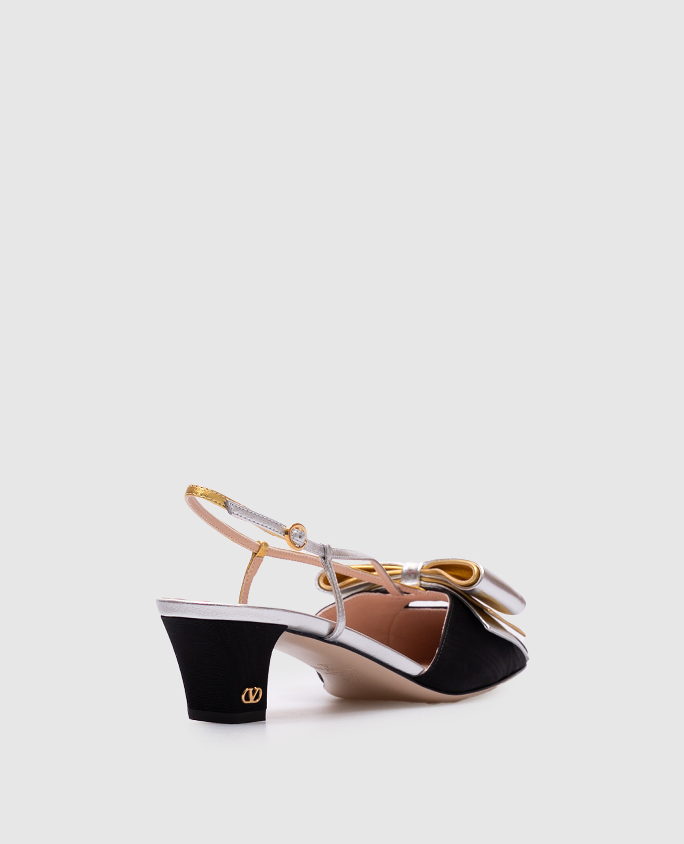 

Black Bowow slingbacks with bow Valentino