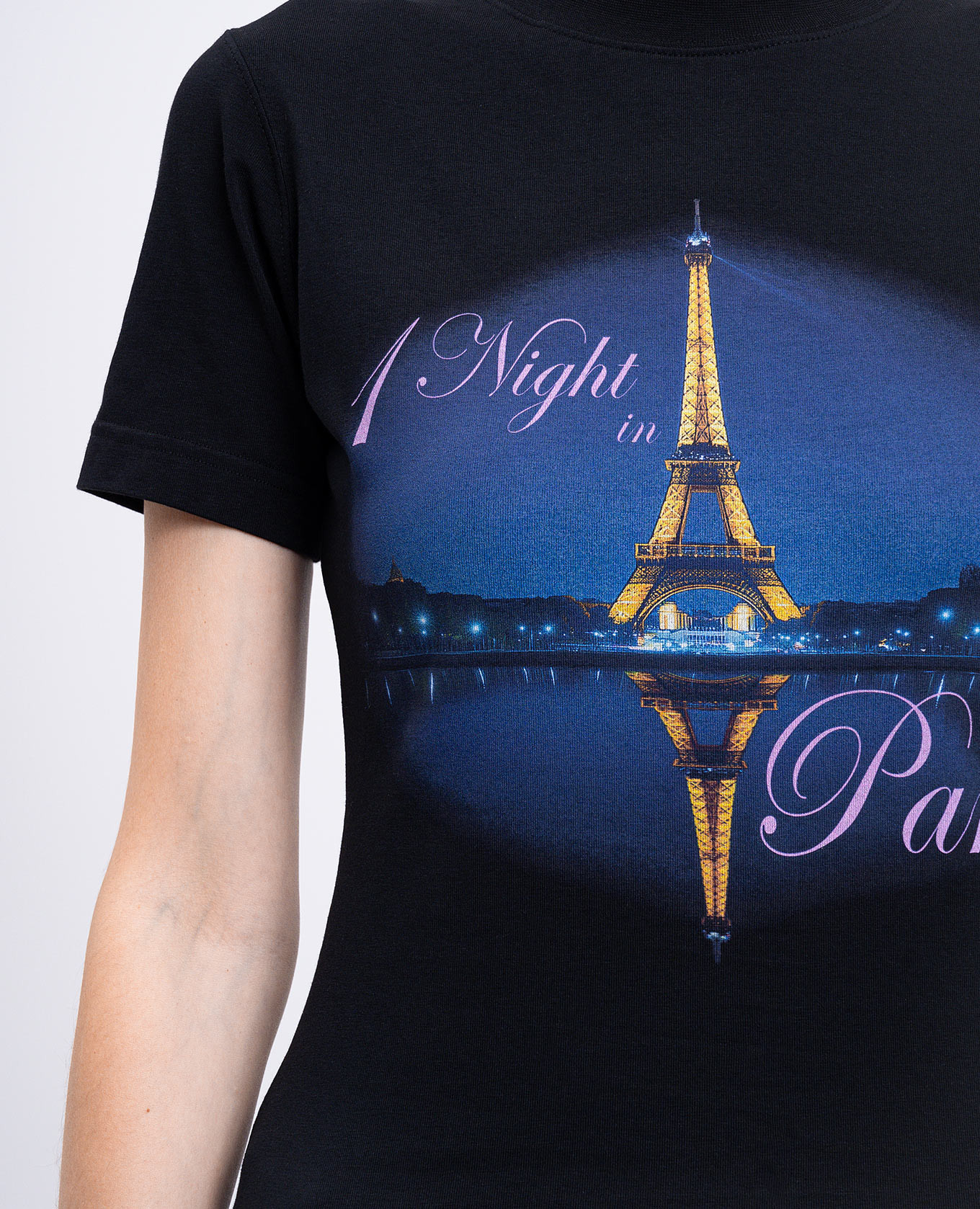 

Black T-shirt with branded print Vetements