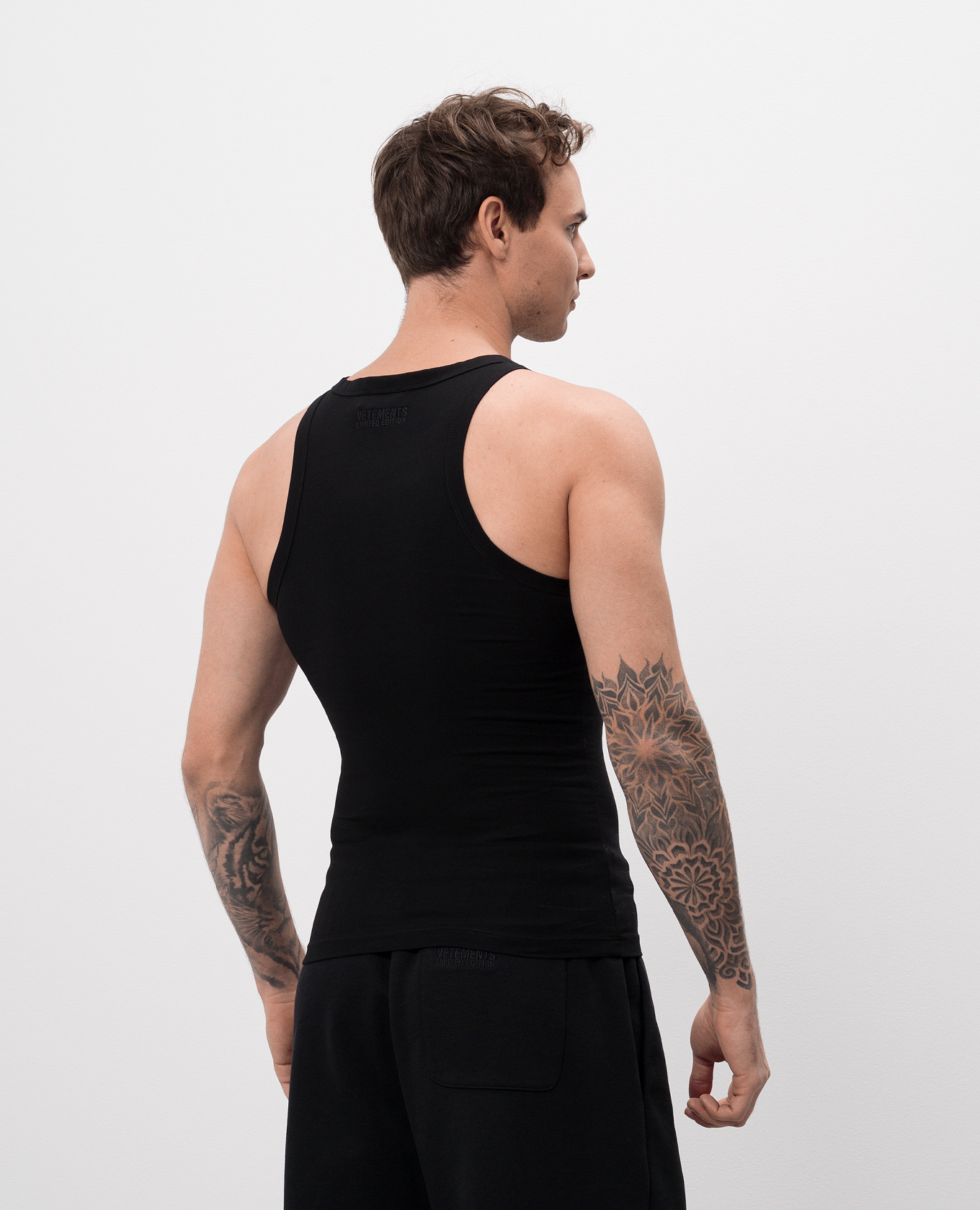 

Black t-shirt with logo Vetements