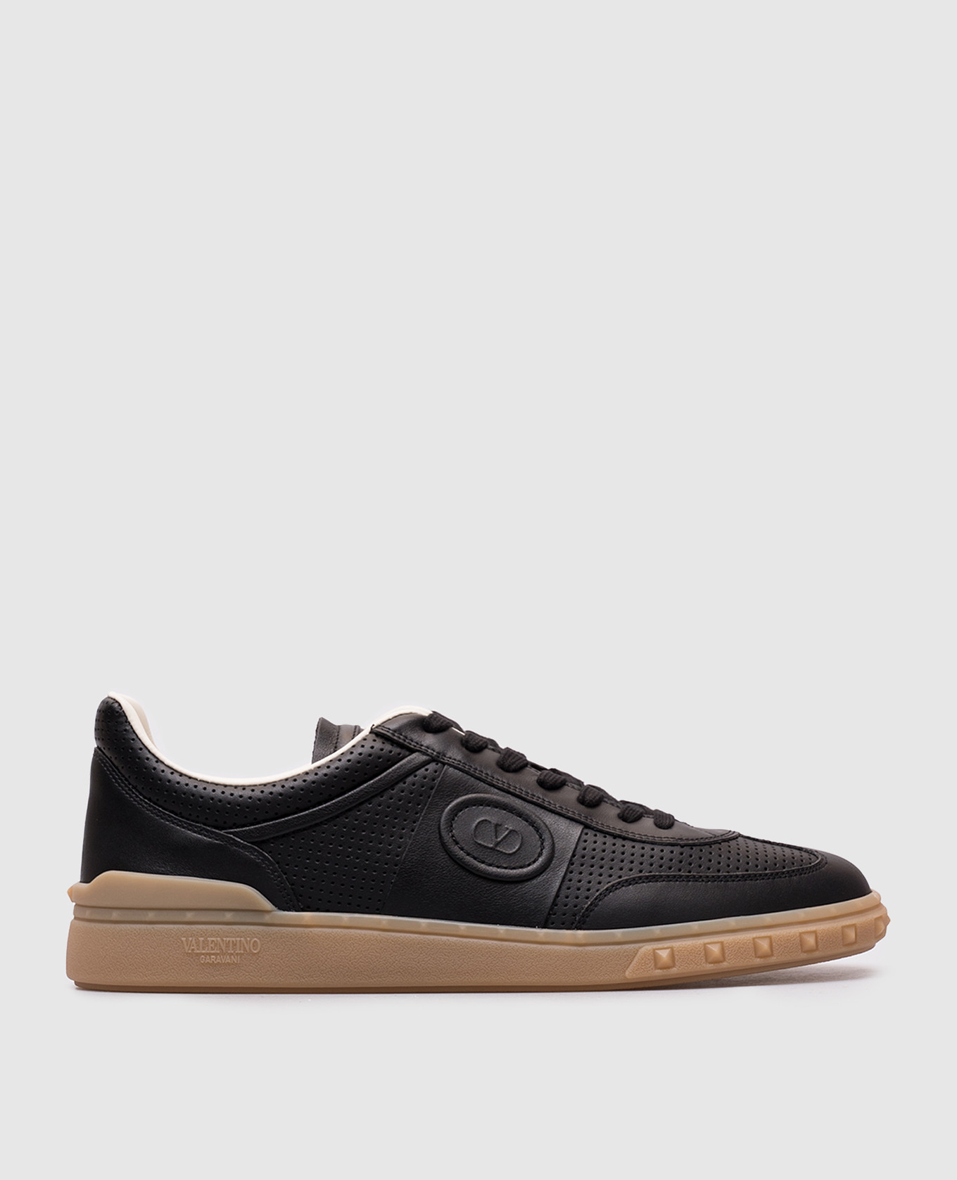 Black leather sneakers Upvillage Valentino