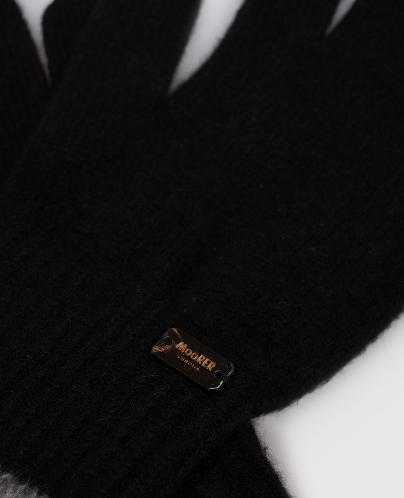 

EASTON black cashmere gloves MooRER