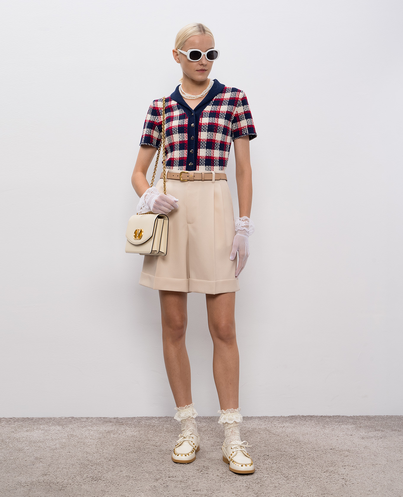 Beige wool bermuda shorts with lapels Valentino 2
