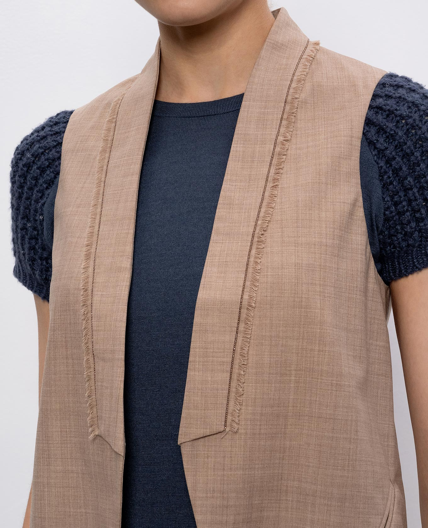 Beige vest with wool and silk Brunello Cucinelli 5