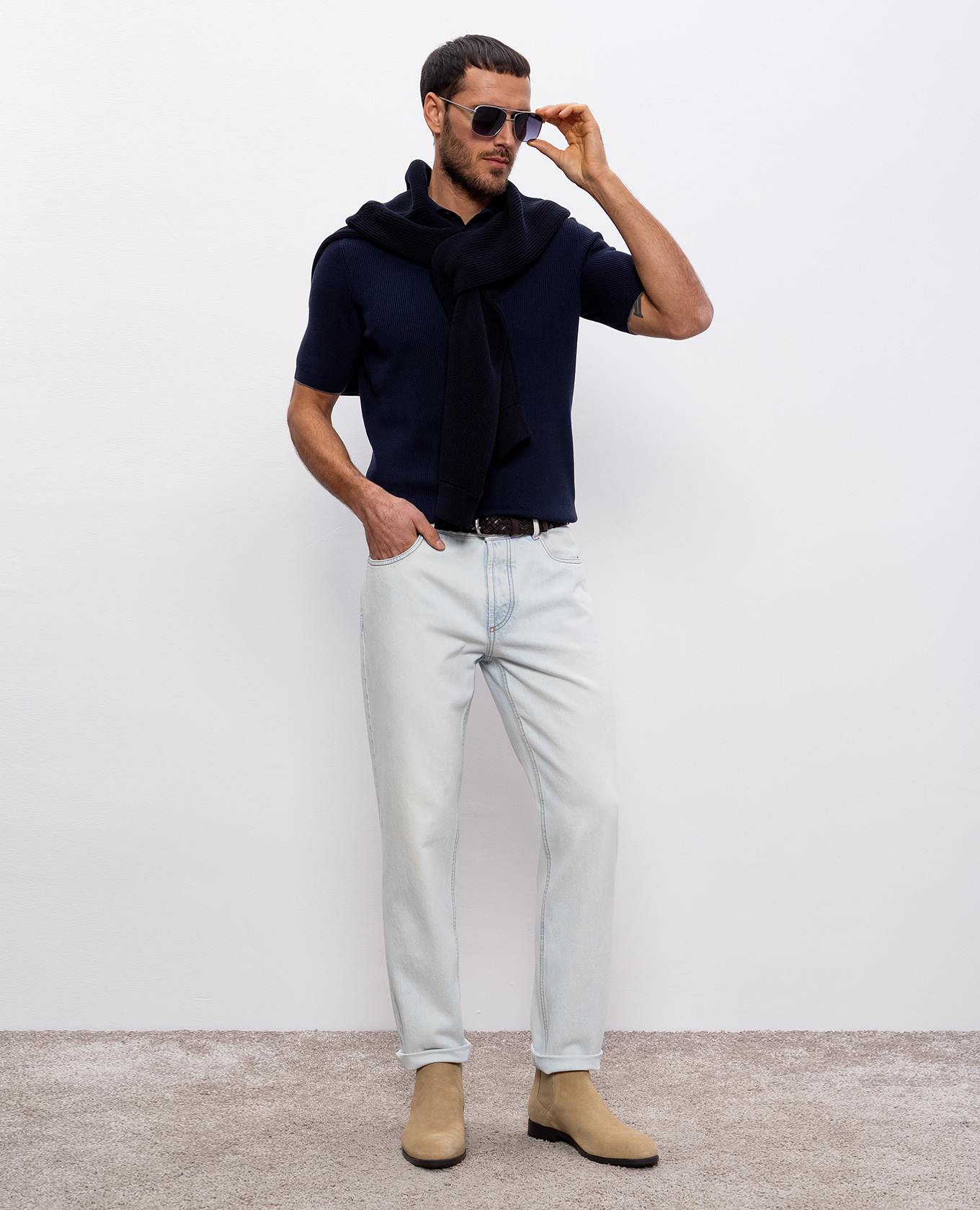 

Blue jeans with a worn effect Brunello Cucinelli, Light blue