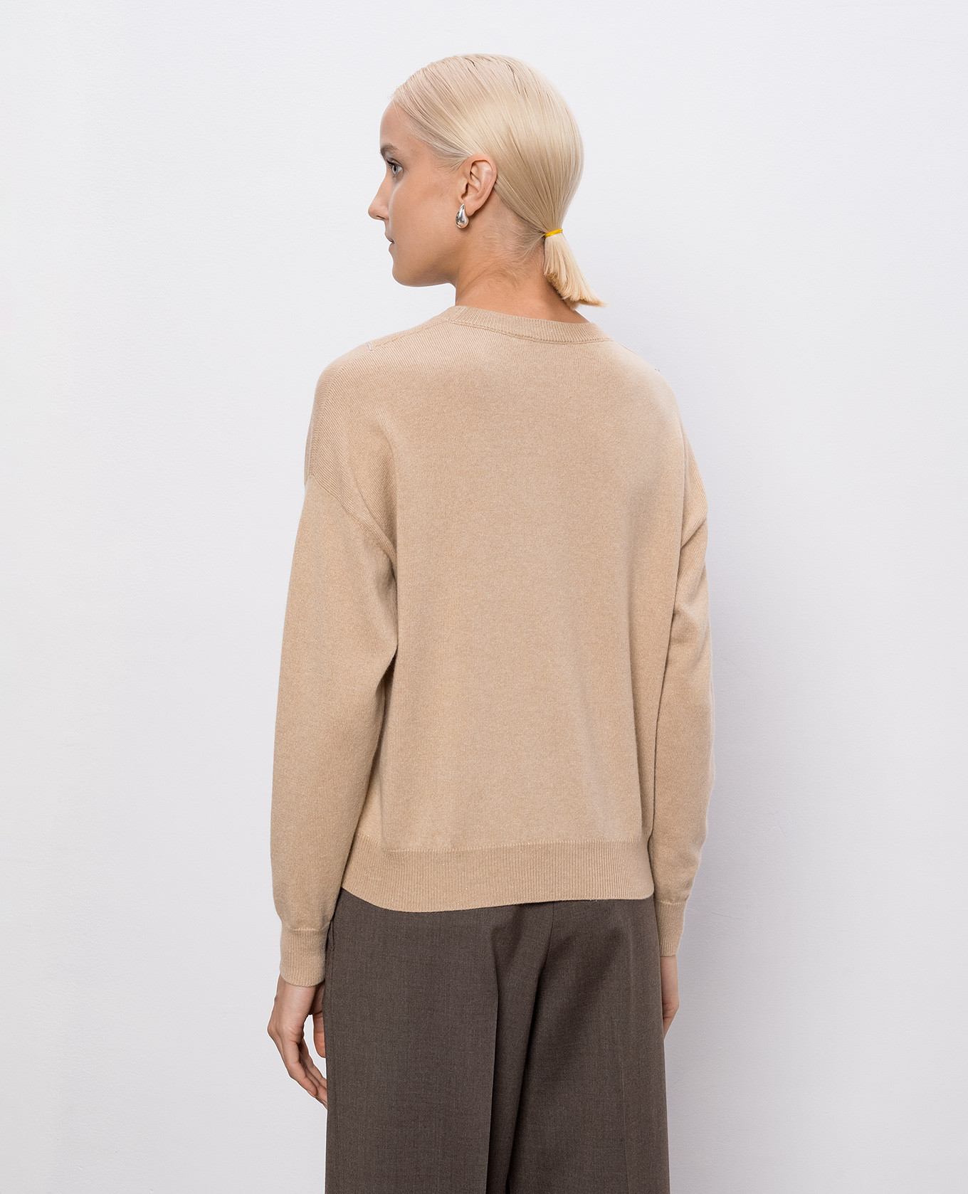 

Beige wool, silk and cashmere jumper Peserico
