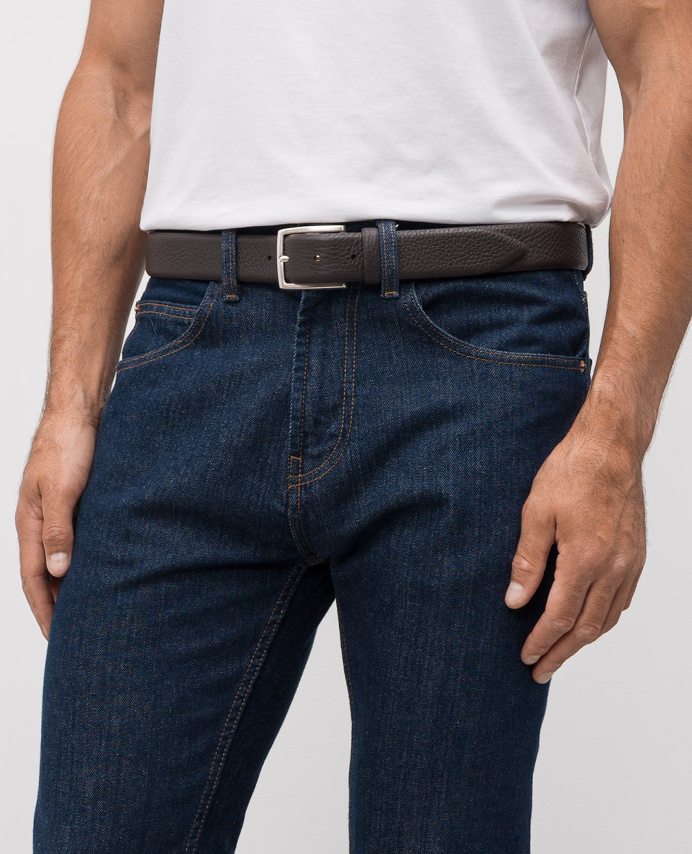 

Linton brown leather belt MooRER