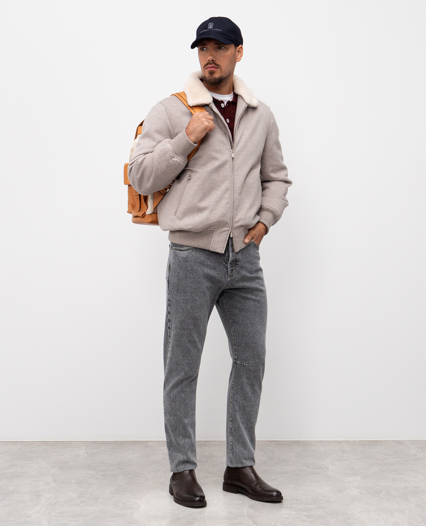 

Grey jeans with logo patch Brunello Cucinelli