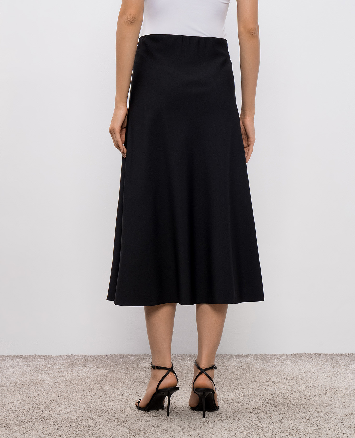 

Black midi skirt with wool Brunello Cucinelli