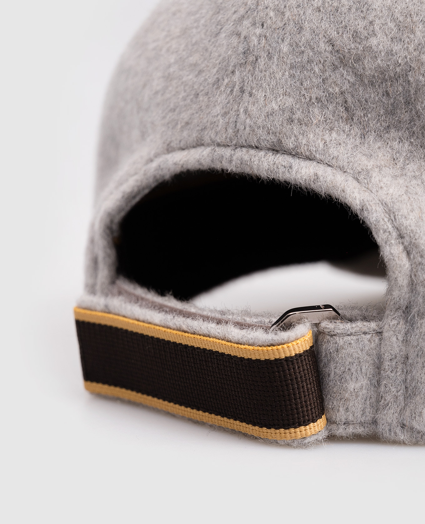 

ROBINSONS gray wool cap MooRER, Grey