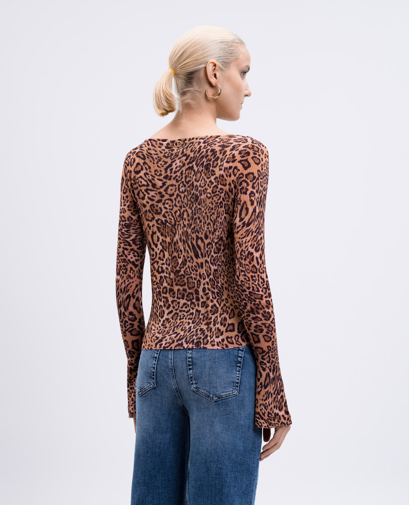 

Brown wool jumper with animal print Twinset