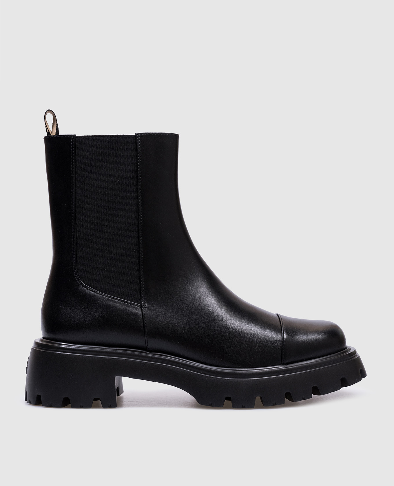 Emerson black leather chelsea boots with logo stuart weitzman