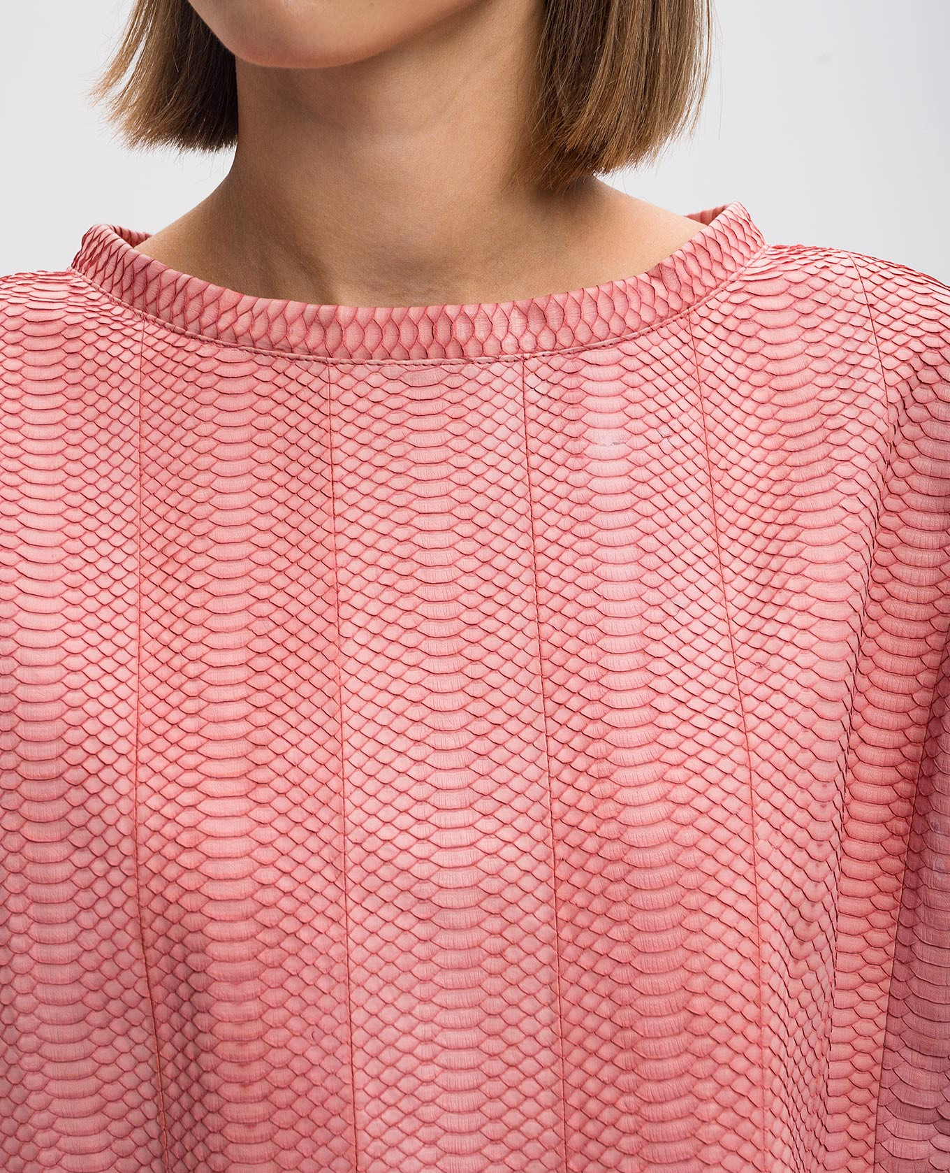 Pink leather top with embossed reptile leather Simonetta Ravizza 5