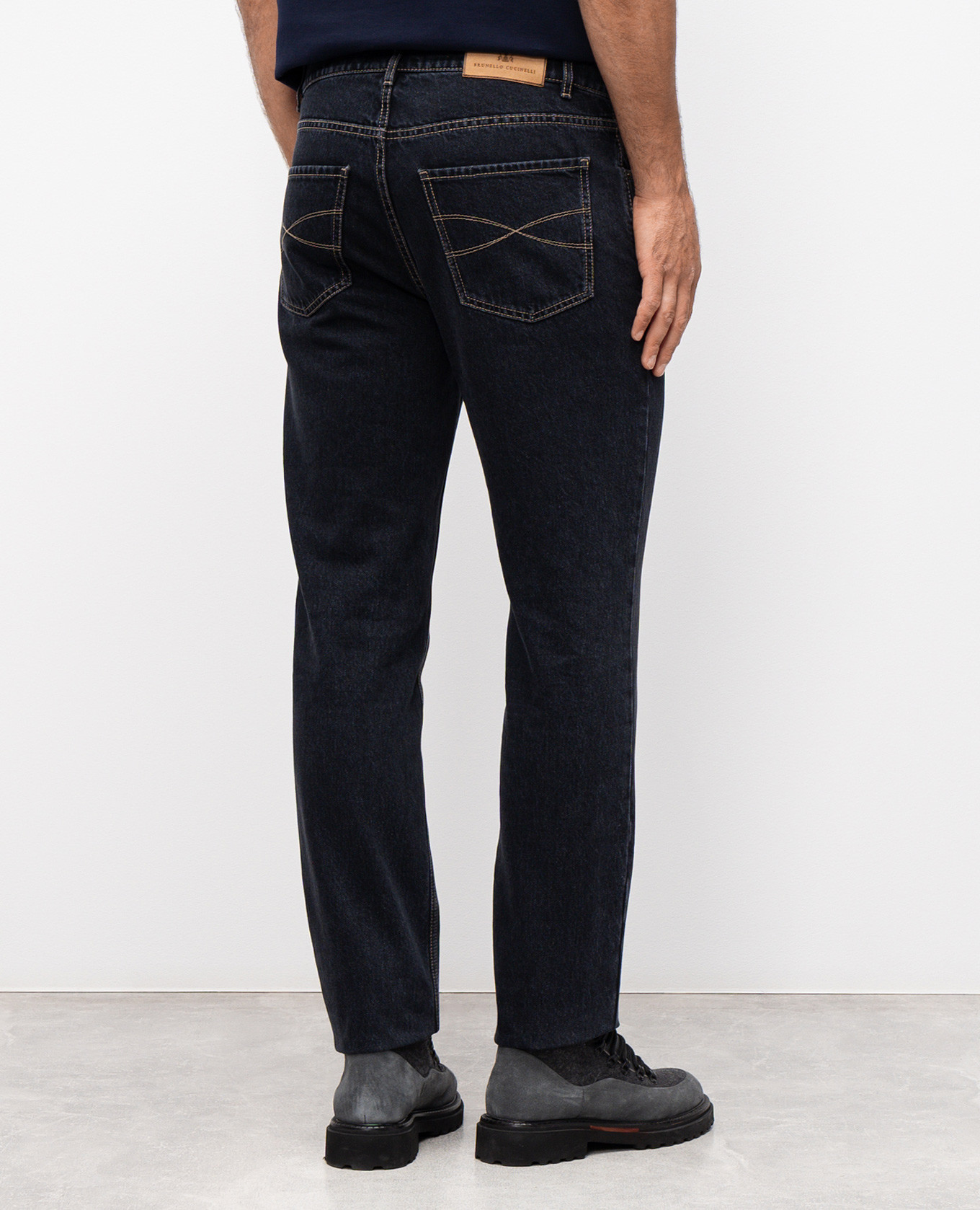 

Black jeans with logo patch Brunello Cucinelli