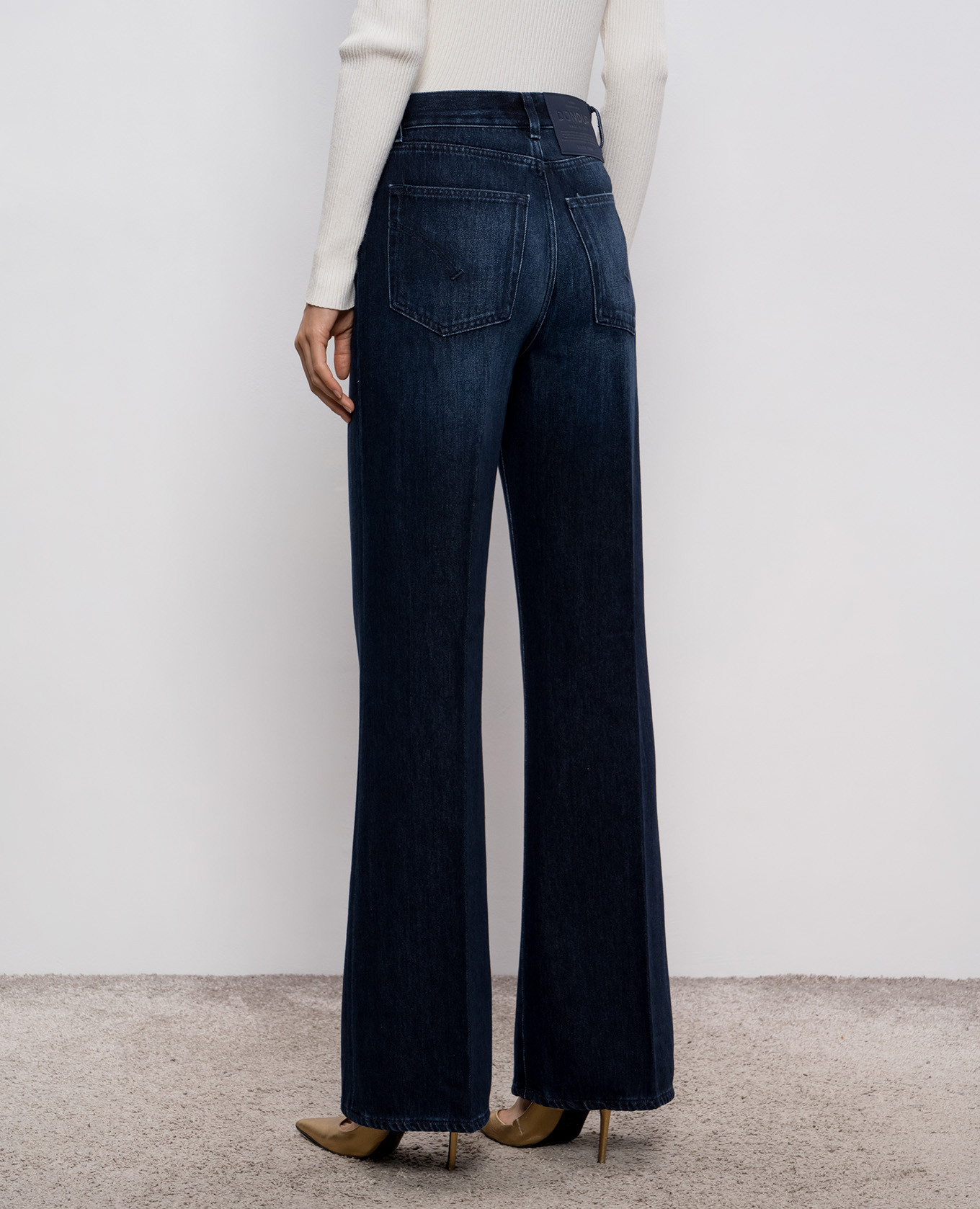 

Blue flared jeans with a distressed effect Dondup