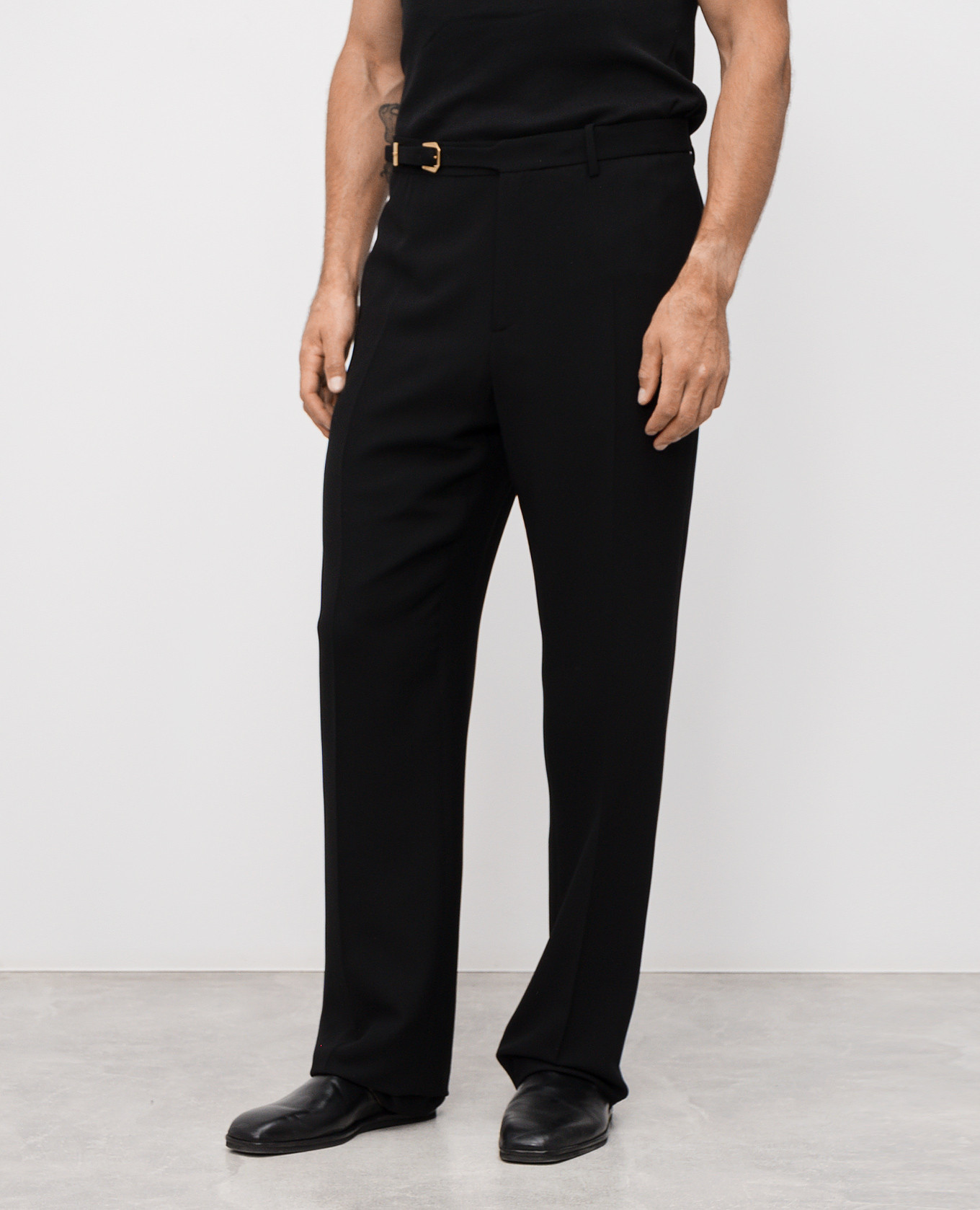 

Black pants with wool Versace