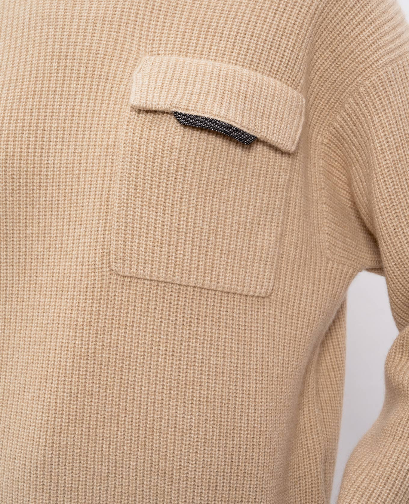 

Beige cashmere sweater with monil chain Brunello Cucinelli