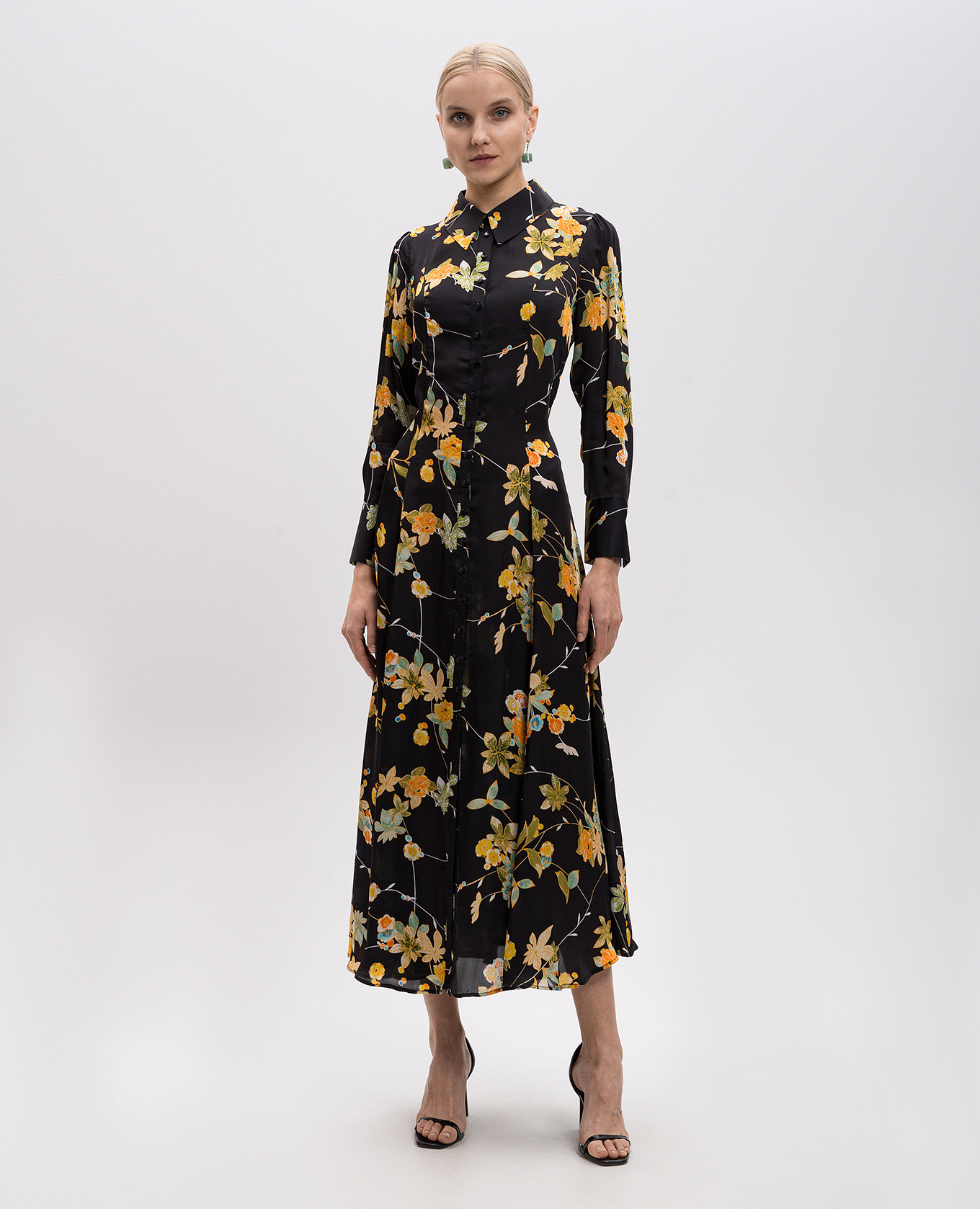 

Black floral print shirt dress byTimo
