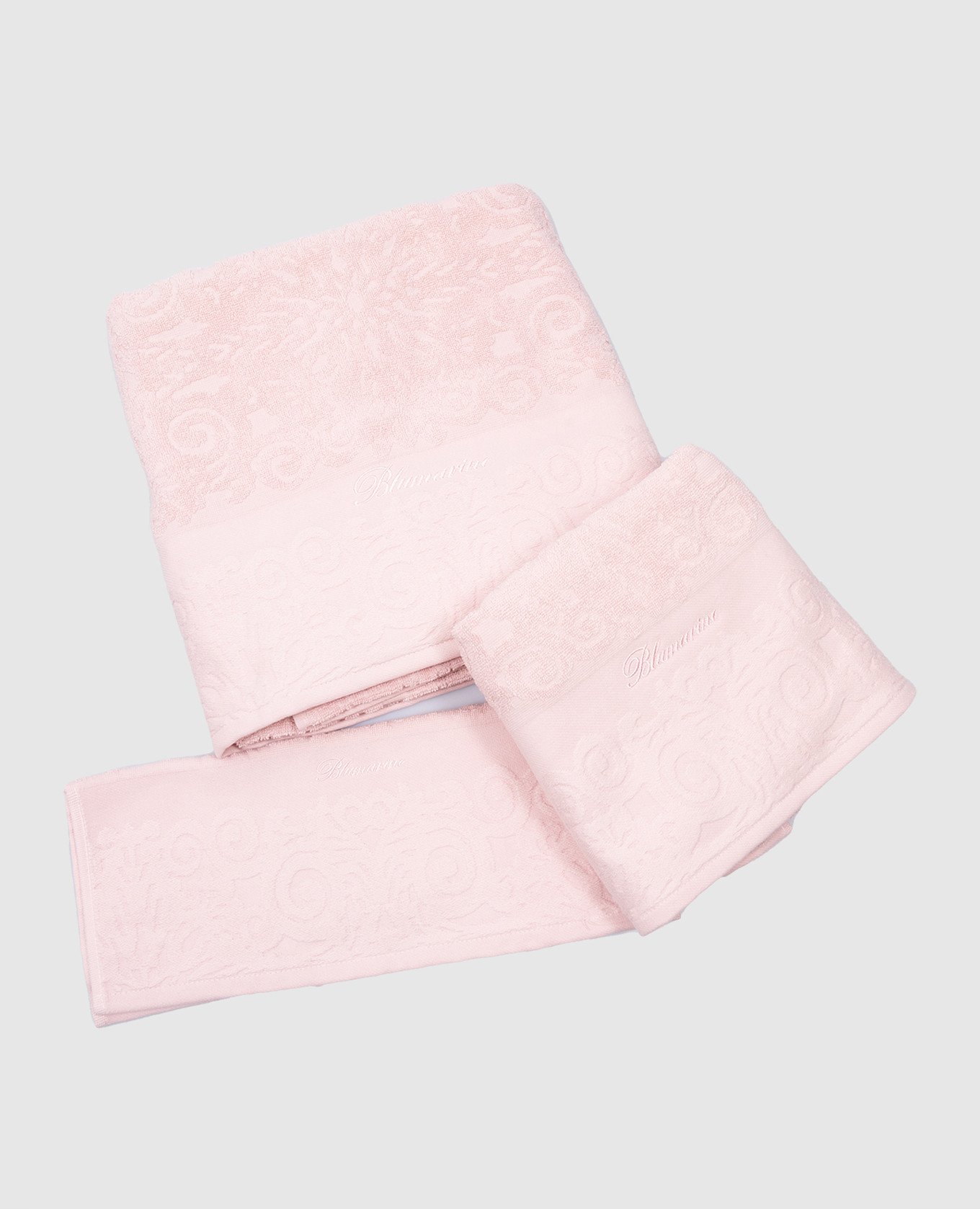 

Pink towel set with logo embroidery Blumarine