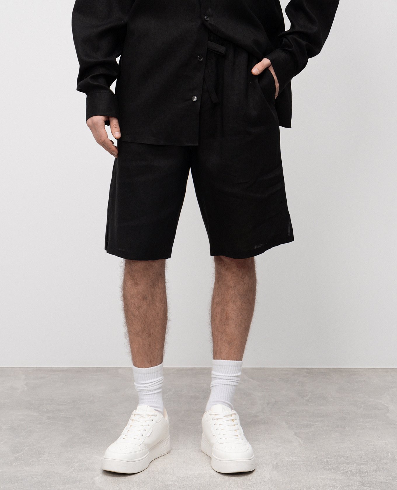 

Black linen shorts with embroidered monogram logo Dolce&Gabbana