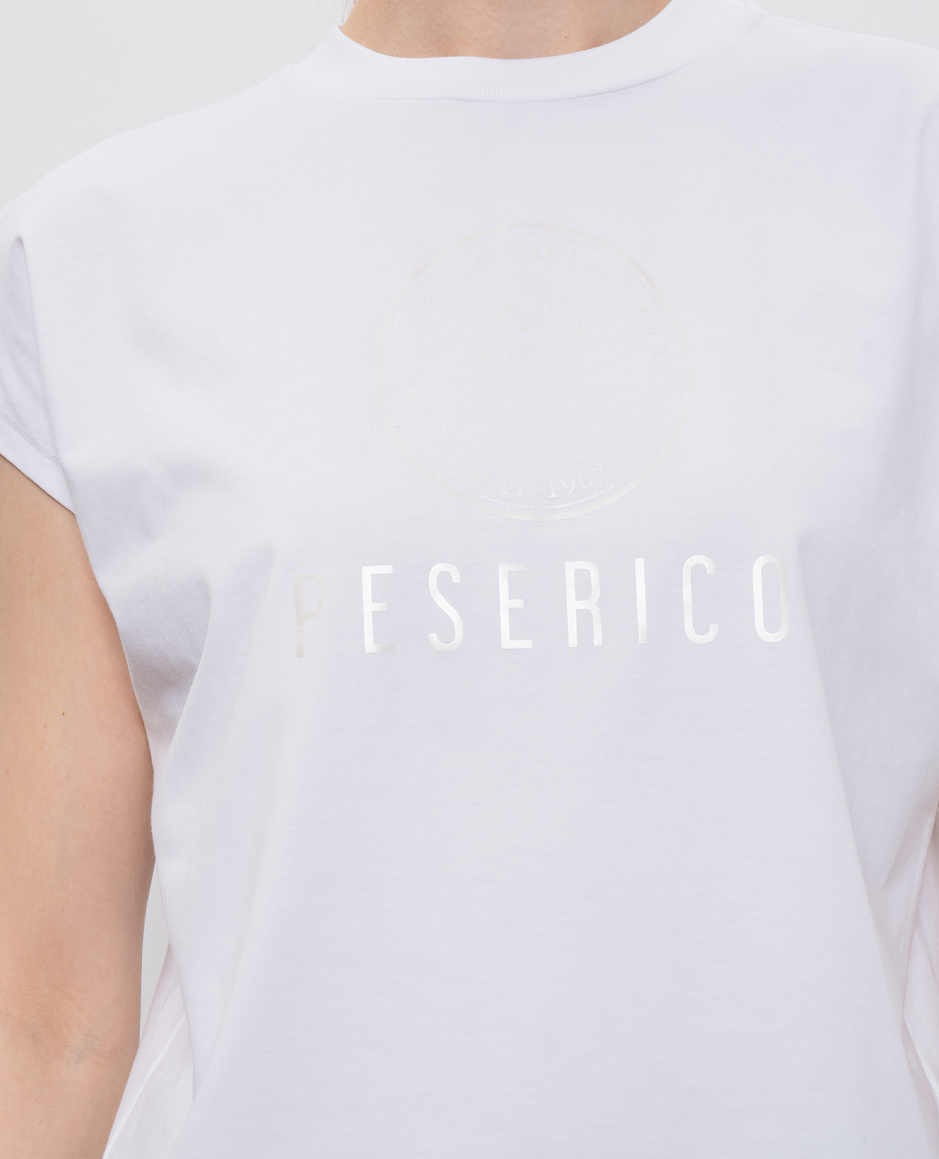 White top with logo print Peserico 5