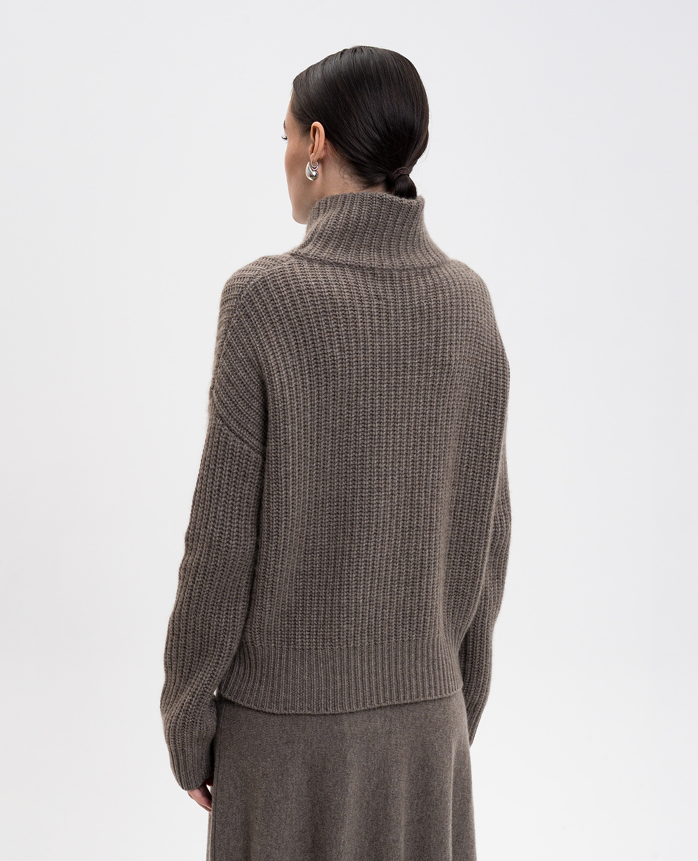 

Julina brown cashmere sweater LISA YANG