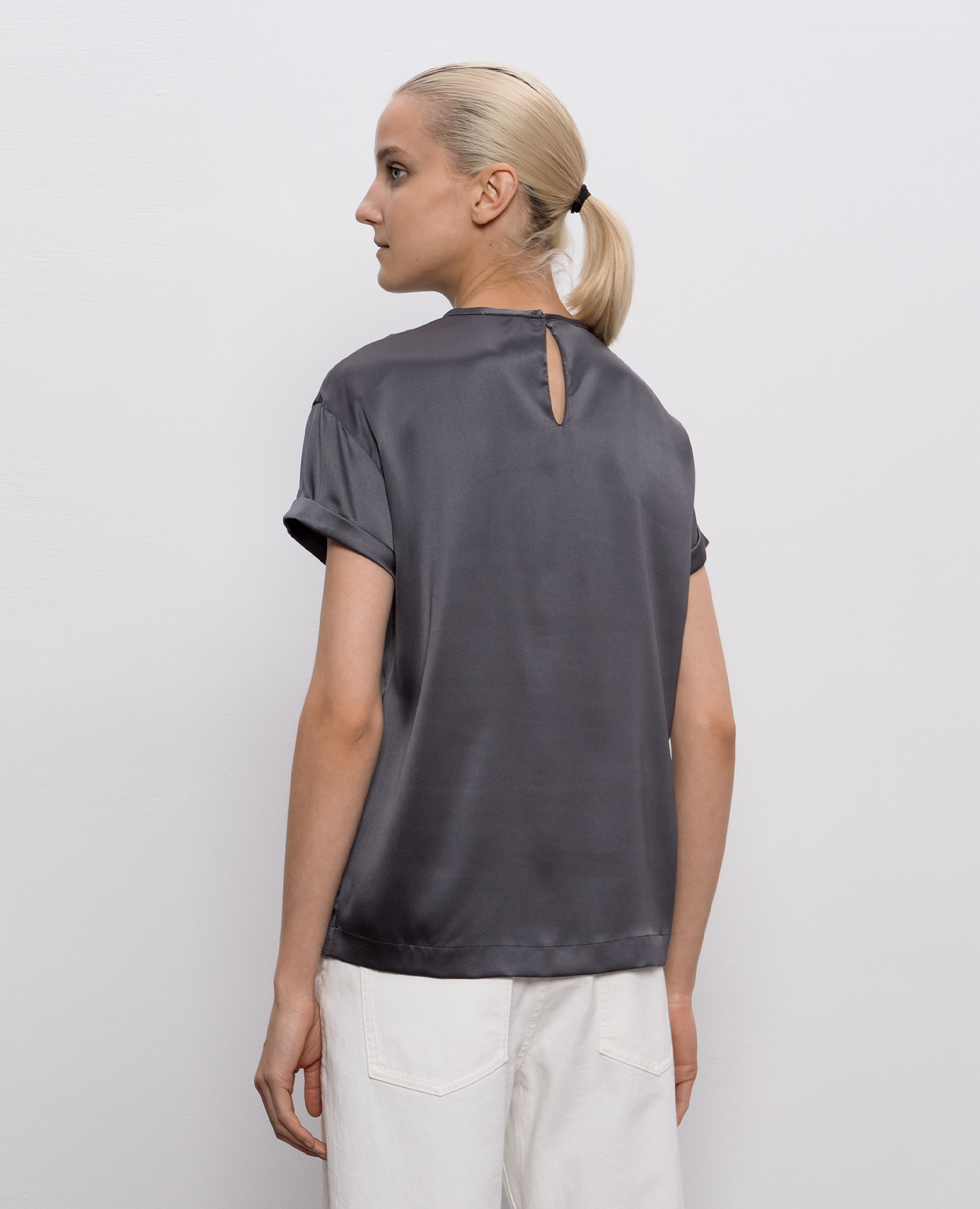 Gray silk top with monil chain Brunello Cucinelli 4