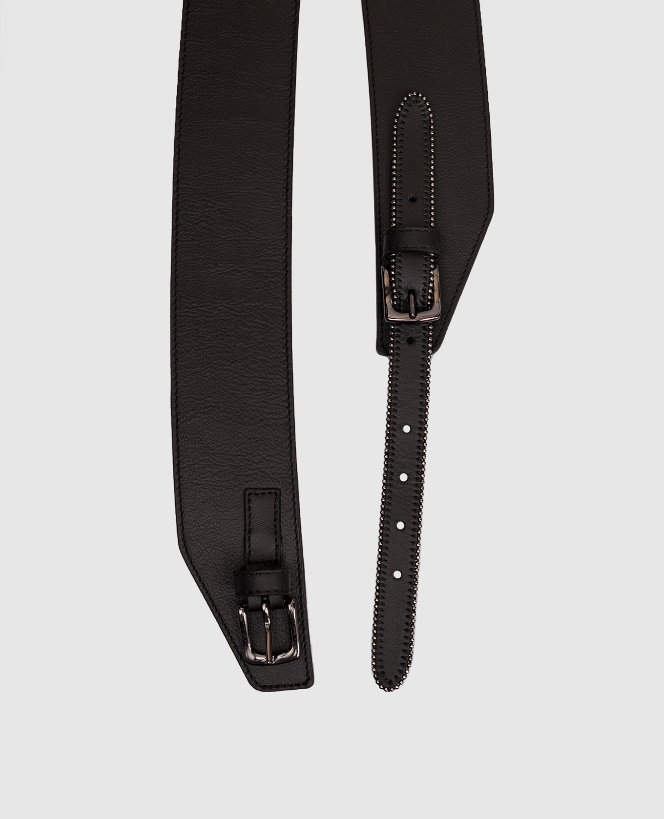 

Black leather belt with monil chain Peserico