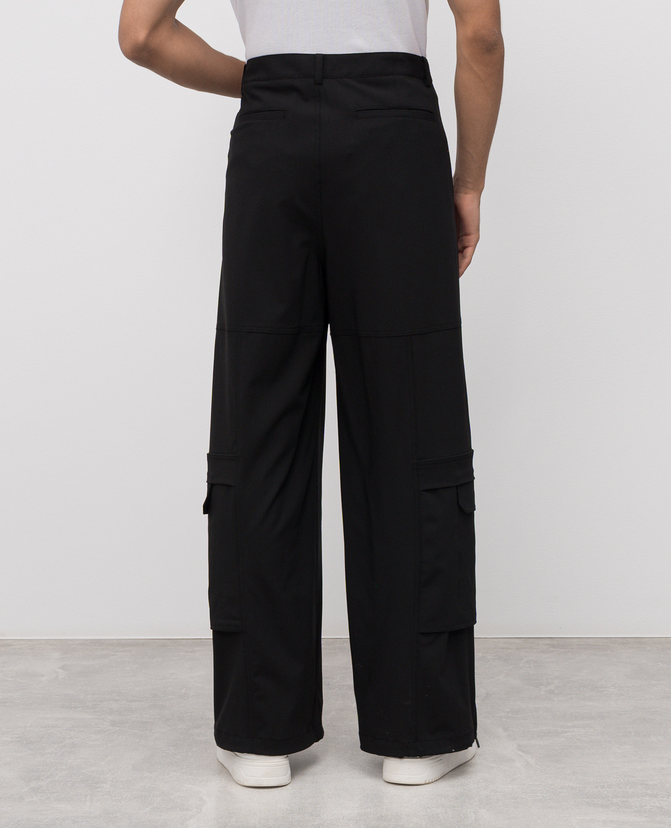 

Black wool cargo pants Juun.j