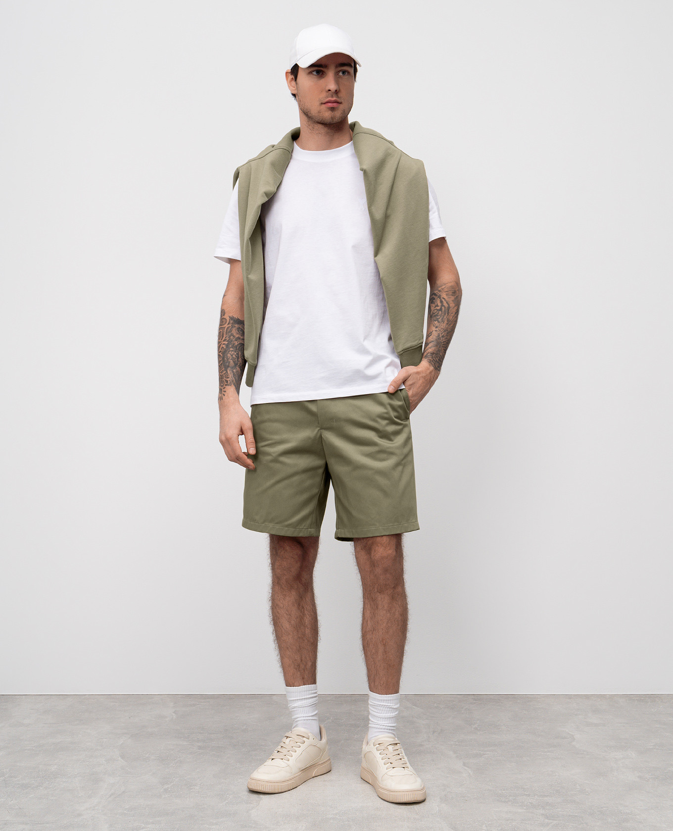 

Khaki shorts Ami Paris