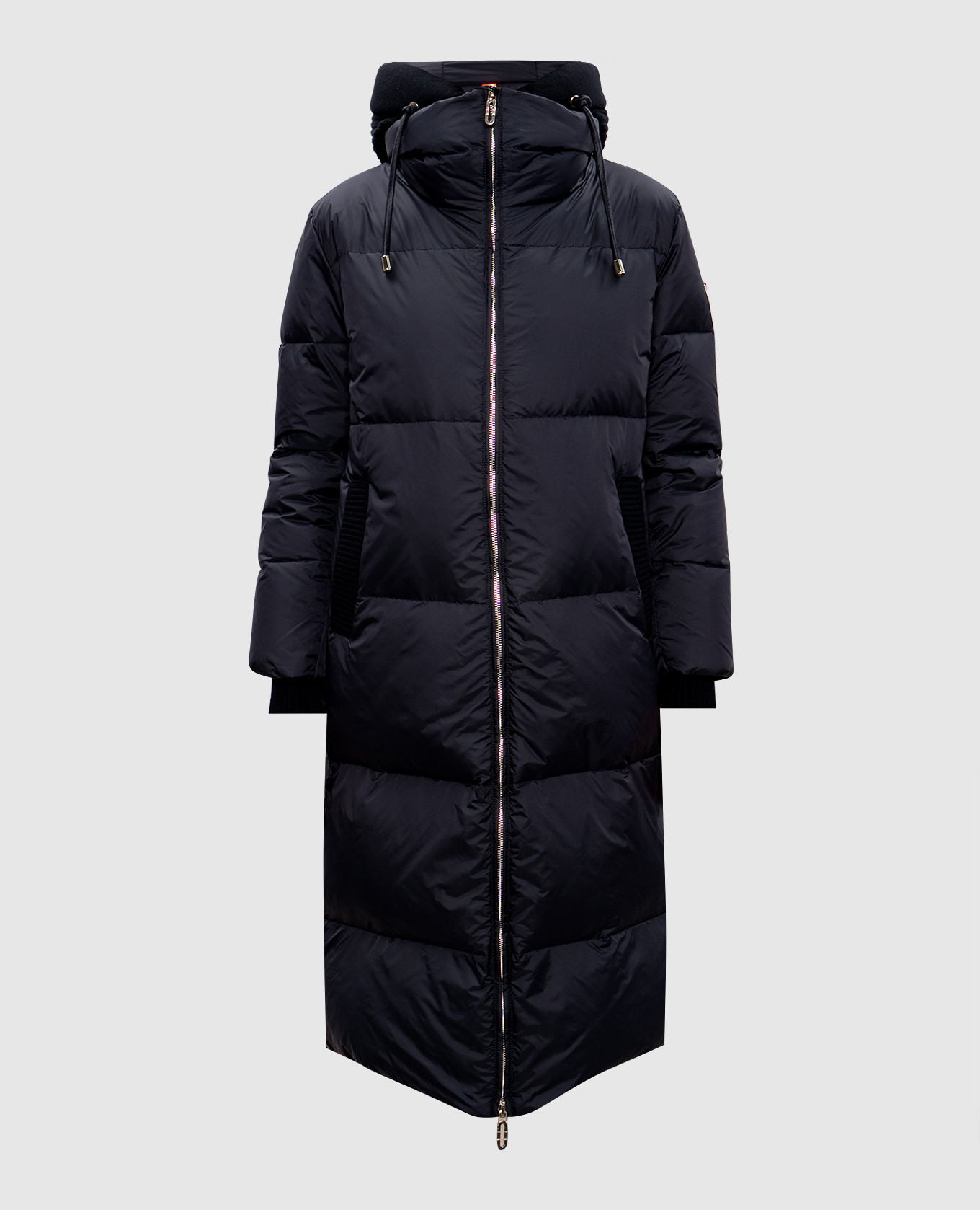 Black elongated quilted down jacket stilnology