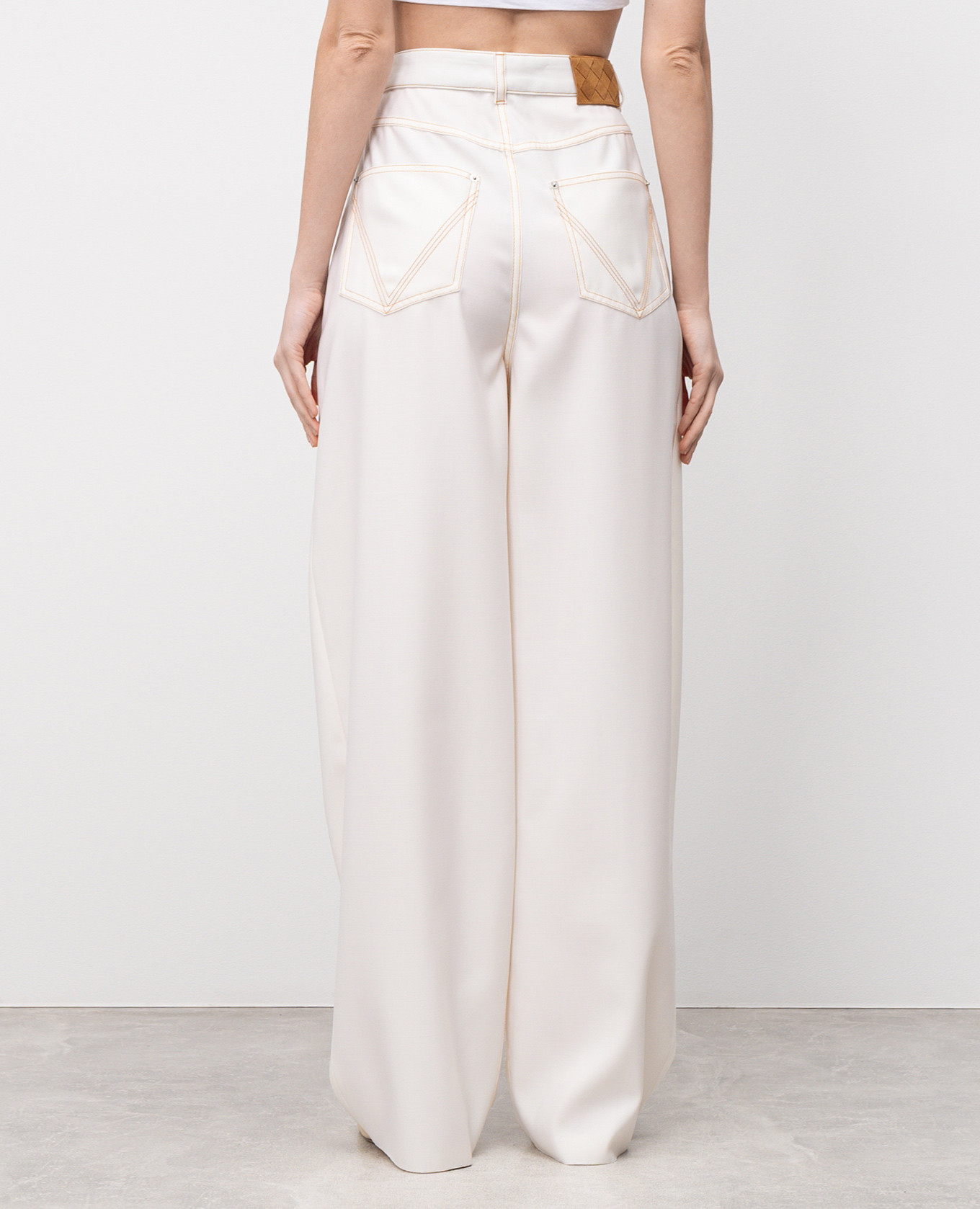 Beige wool pants Bottega Veneta 4