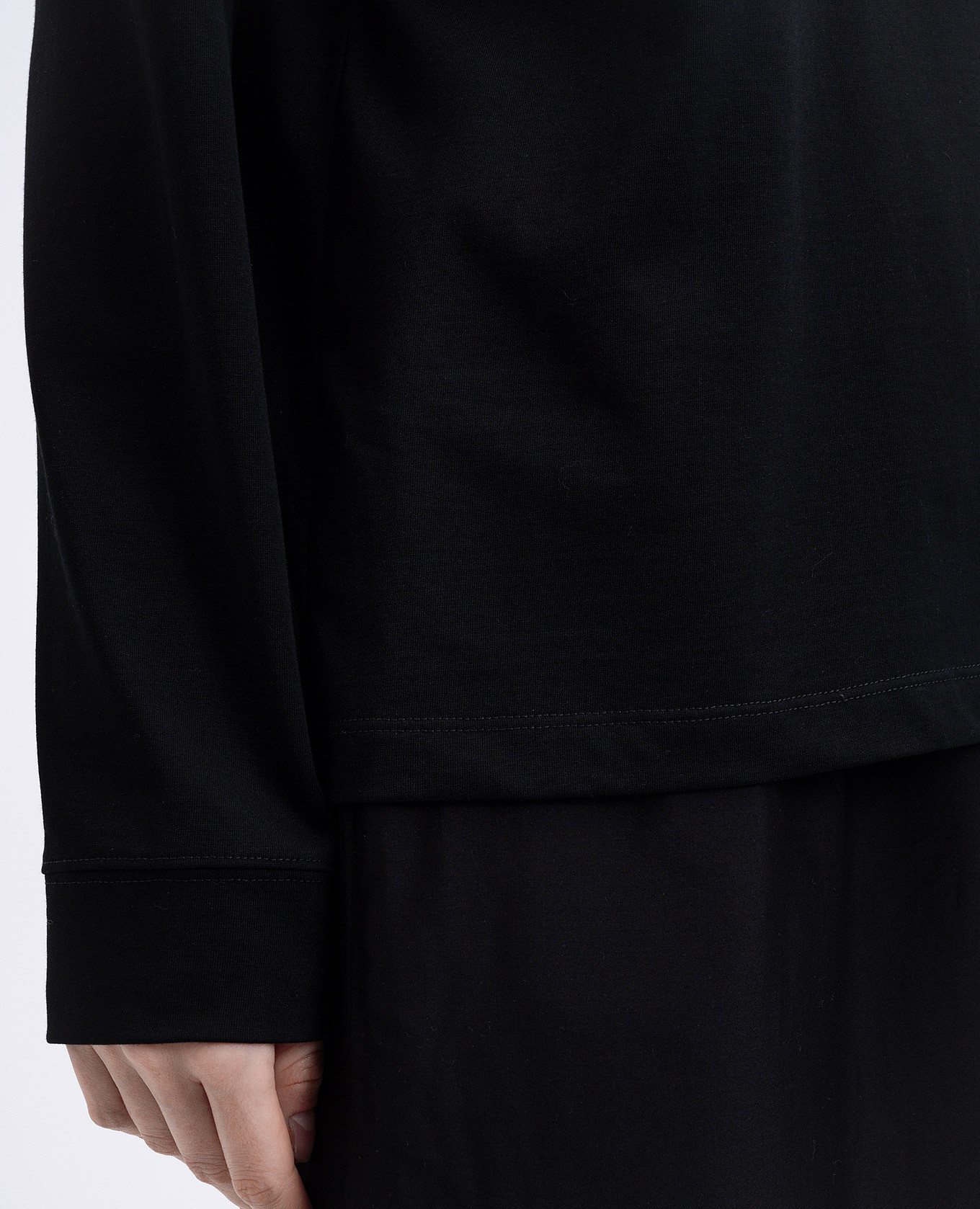 

Black longsleeve Ciles The Row
