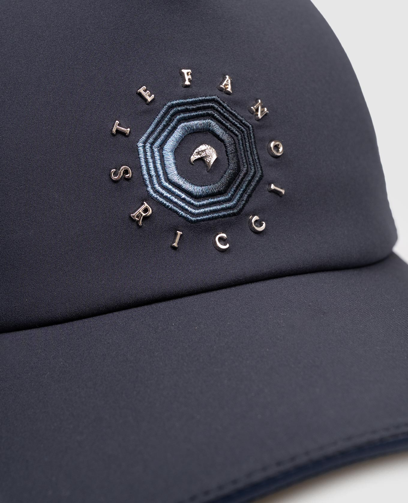 

Blue cap with textured logo Stefano Ricci