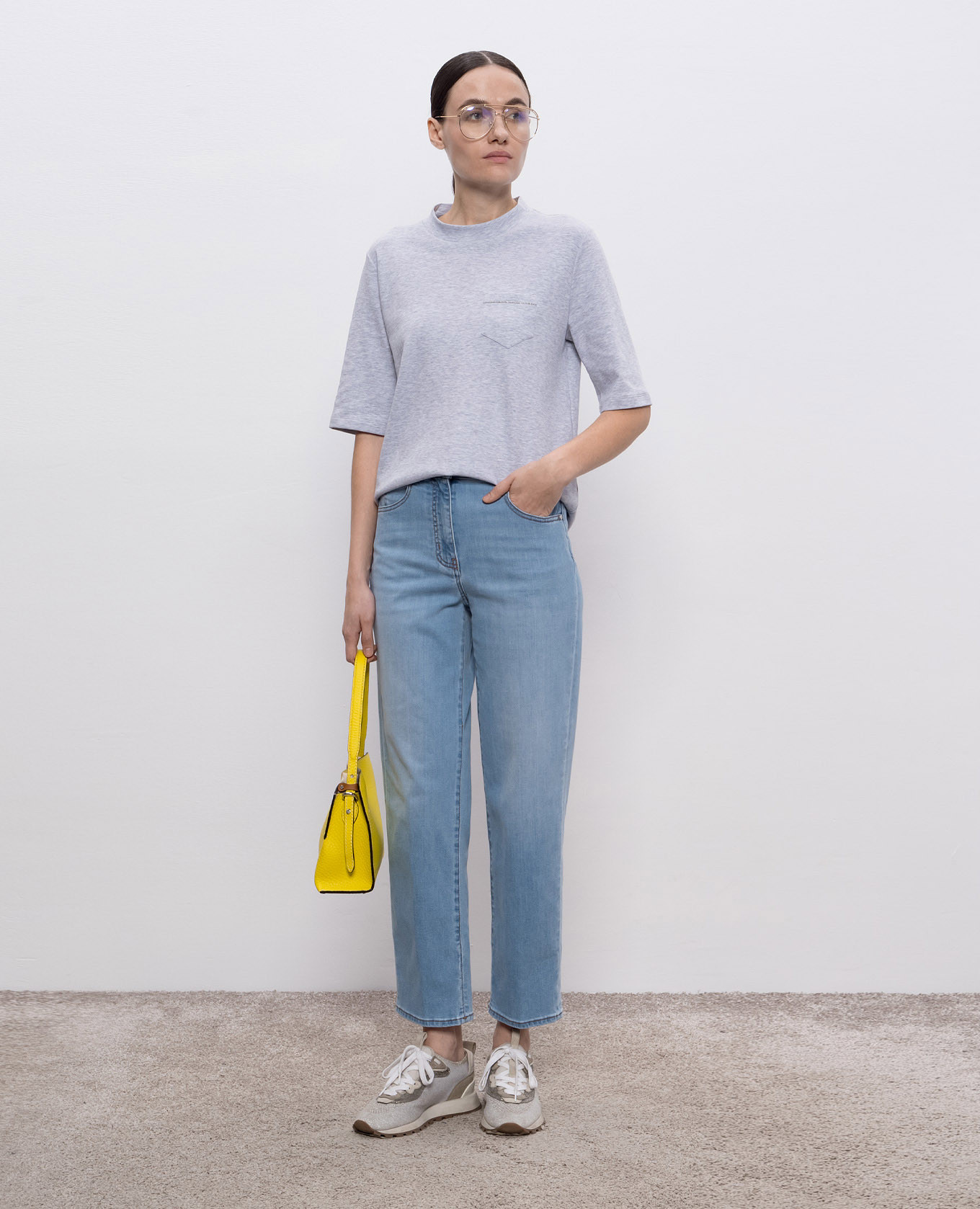 

Grey melange T-shirt with monil chain Peserico