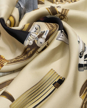 Dolce&Gabbana Beige scarf made of silk in a print GQ348EG0TI9