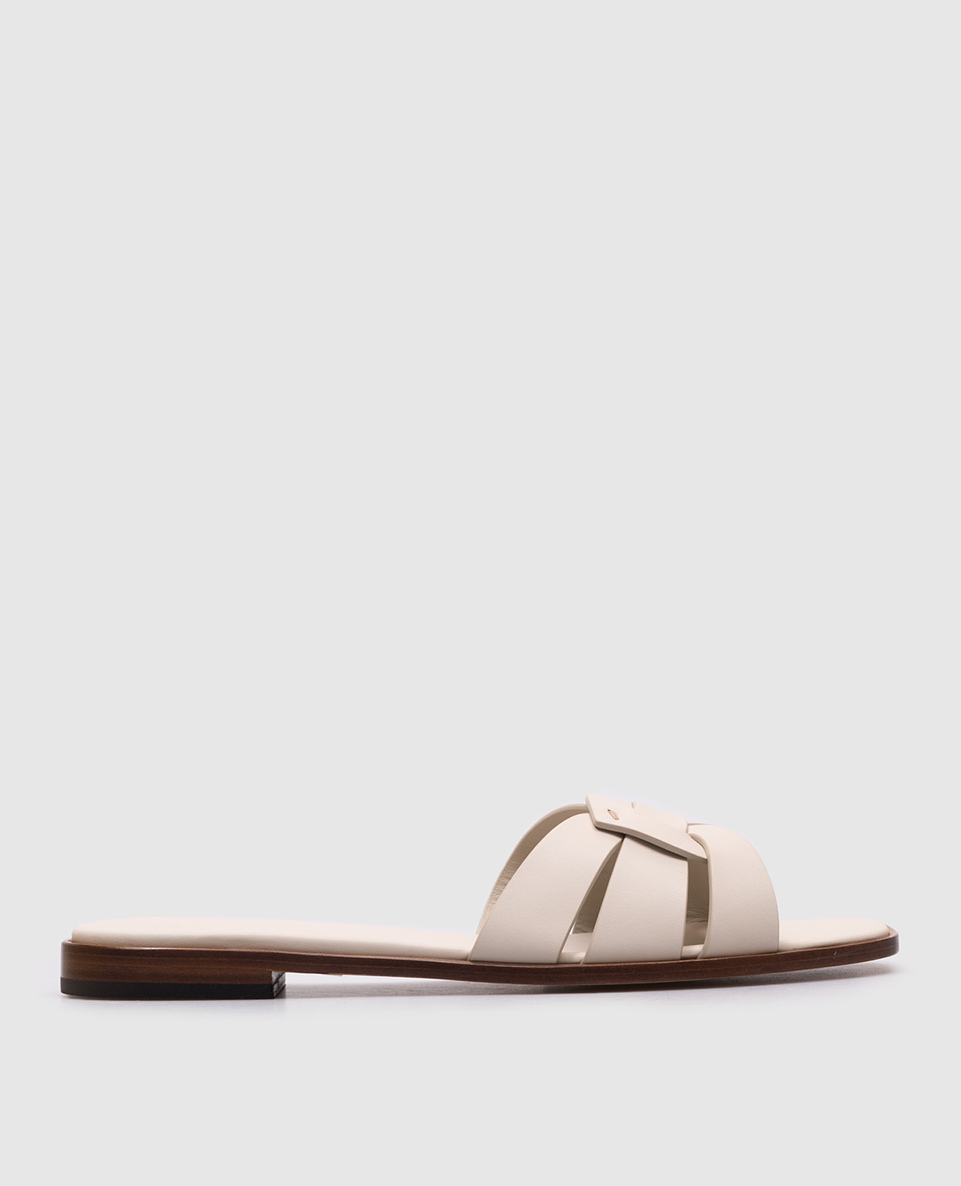 

Beige leather flip-flops Doucal's