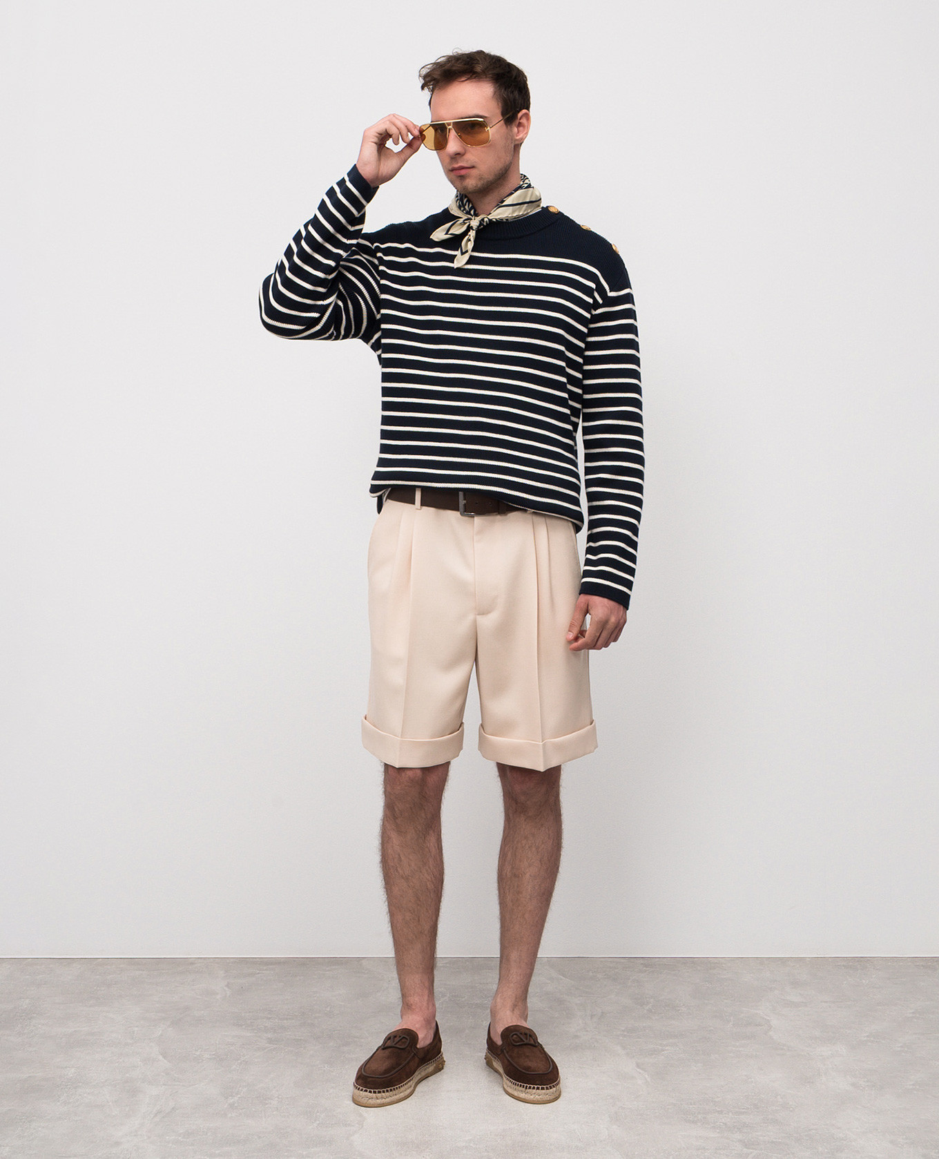 

Beige wool bermuda shorts with lapels Valentino