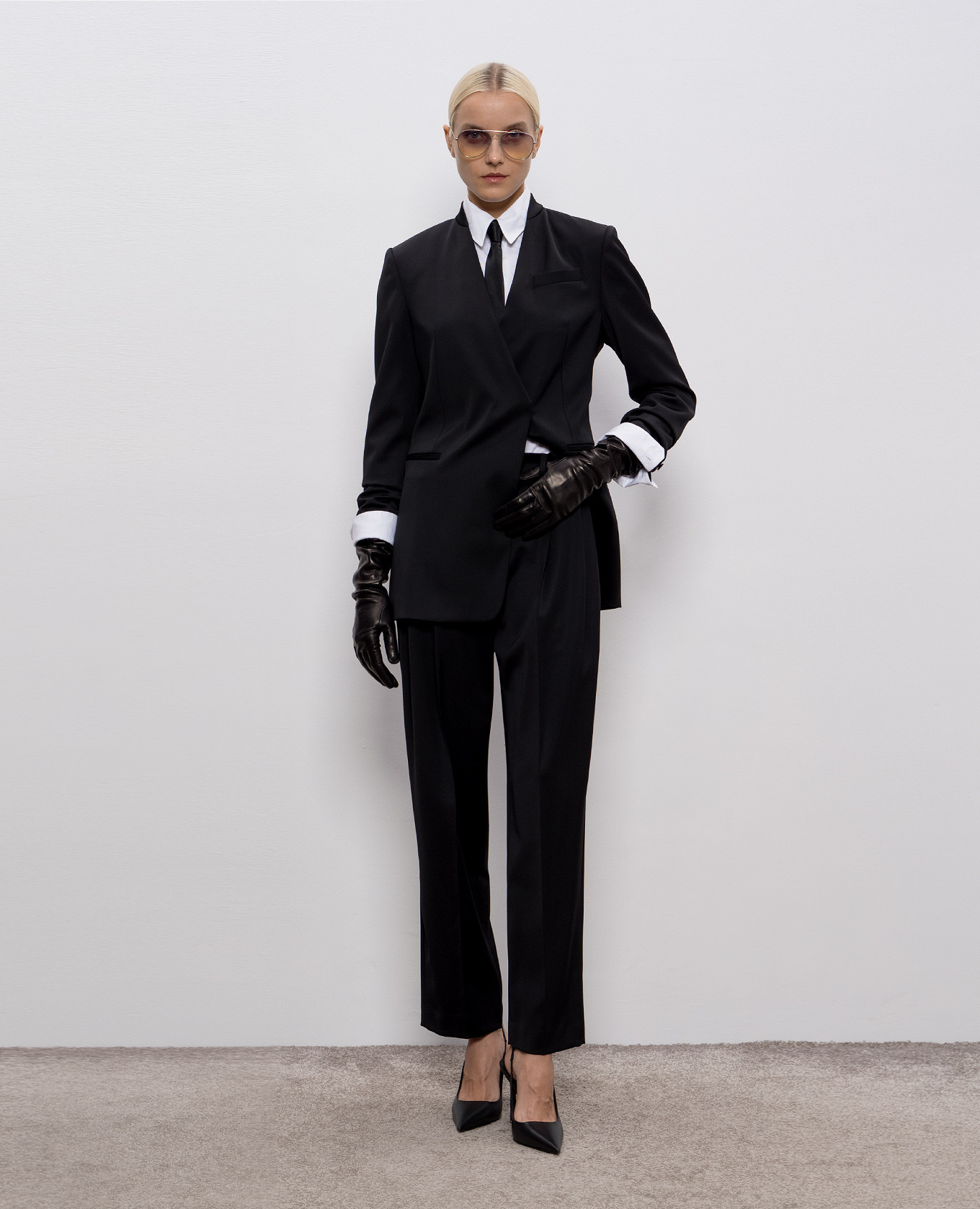 

Black double-breasted wool jacket Brunello Cucinelli