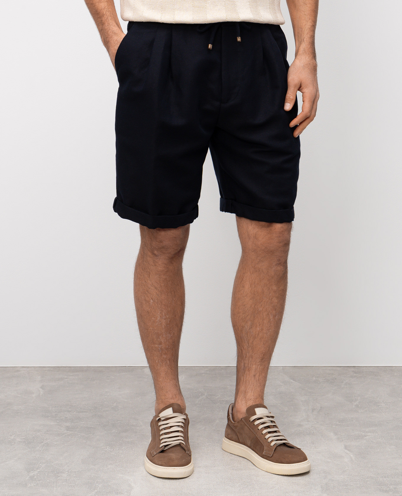 

Blue linen shorts Brunello Cucinelli