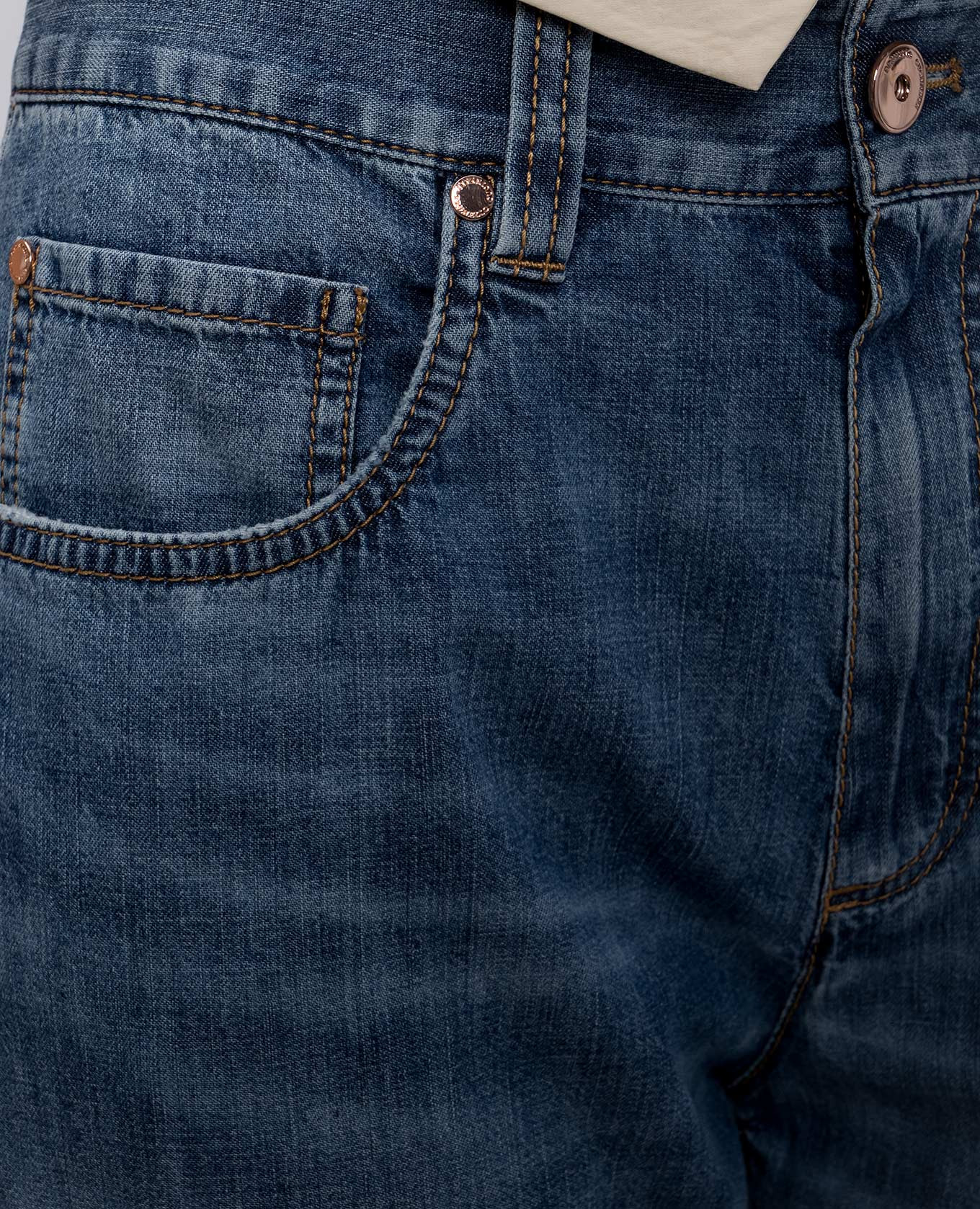 

Contemporary blue jeans with leather logo patch Brunello Cucinelli