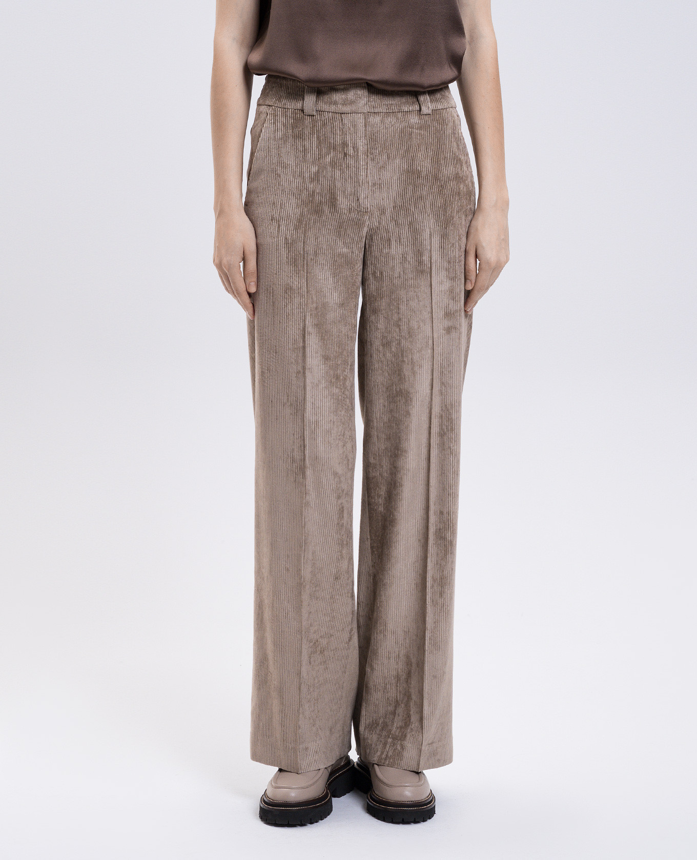 

Beige corduroy pants Peserico
