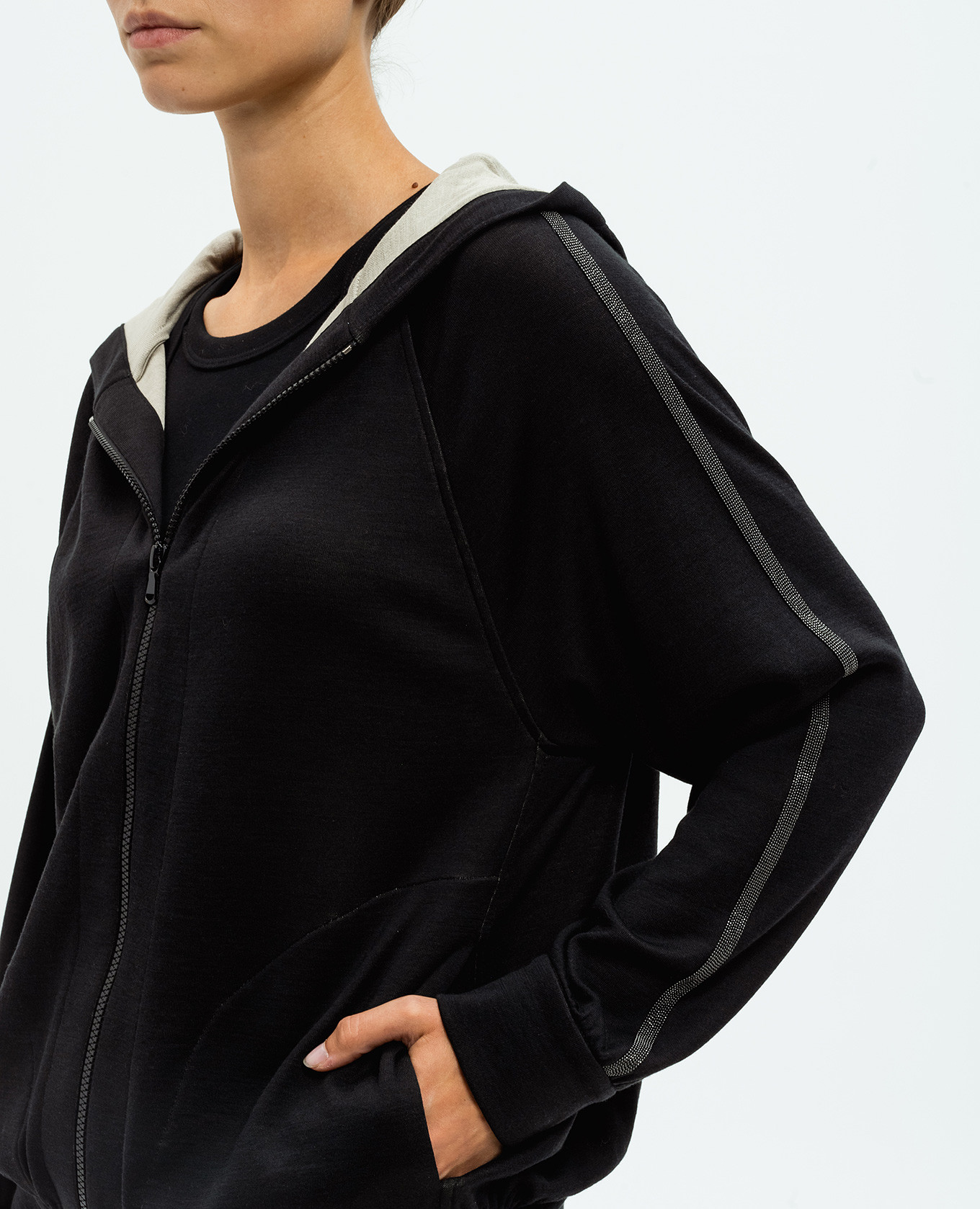 Black sports jacket with monil chain Brunello Cucinelli 5