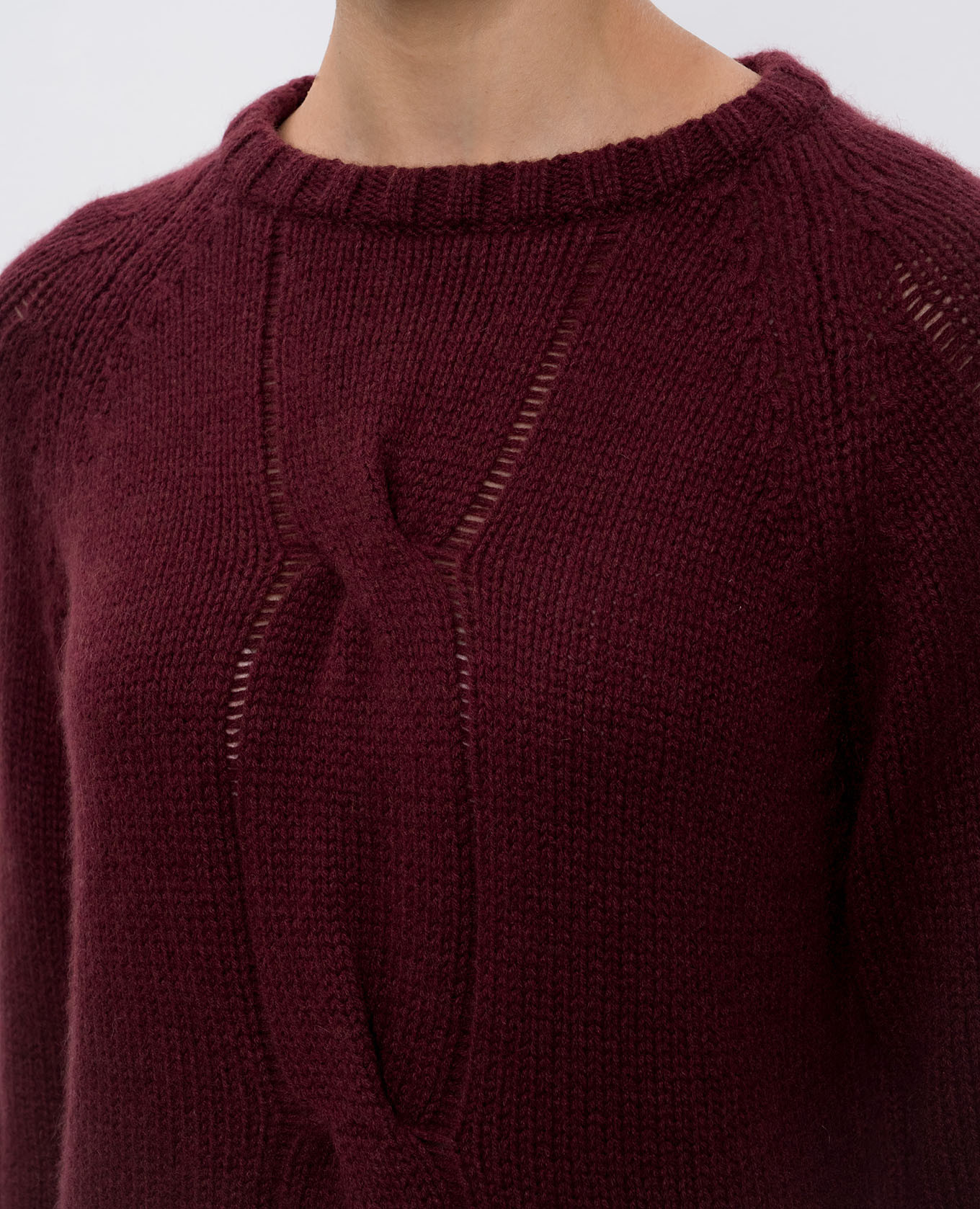 

Burgundy cashmere sweater with textured pattern Enrico Mandelli