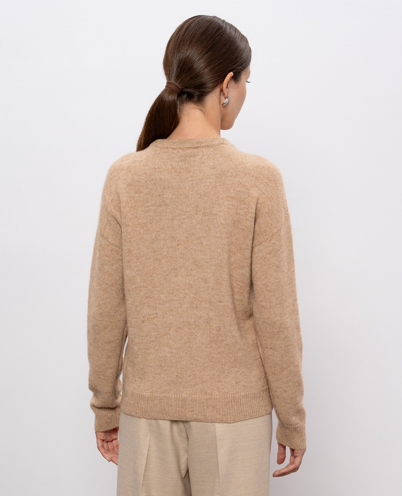 

Beige wool, silk and cashmere jumper with sequins Peserico